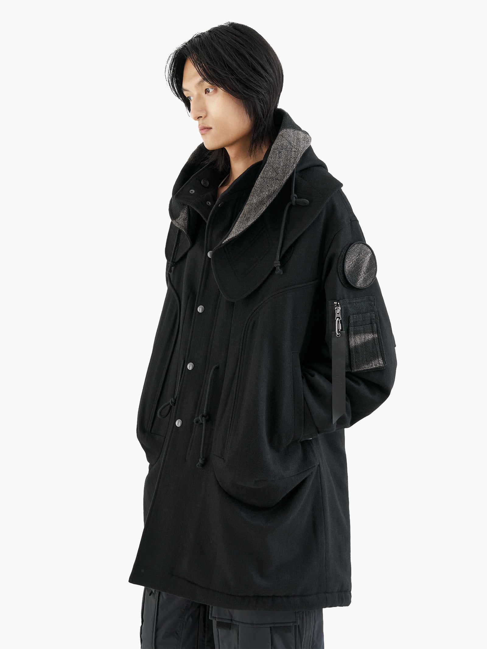 Jiyong Kim - Sun-Bleached Detachable Hood Fishtail Coat (Black) product image 3 | TRAB K-Fashion Australia