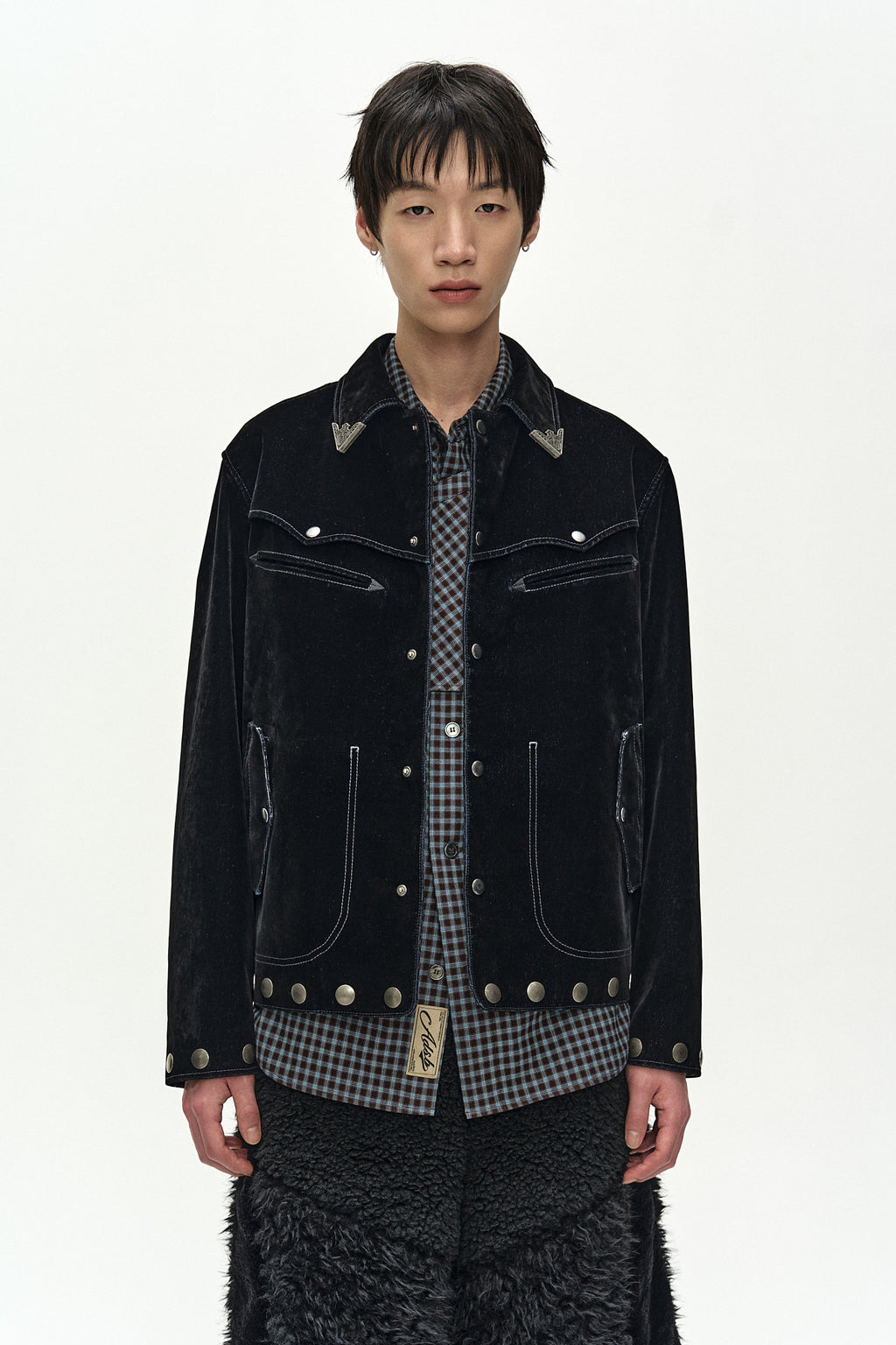 Andersson Bell - Atlanta Flock Velvet Jacket (Black) product image 7 | TRAB K-Fashion Australia