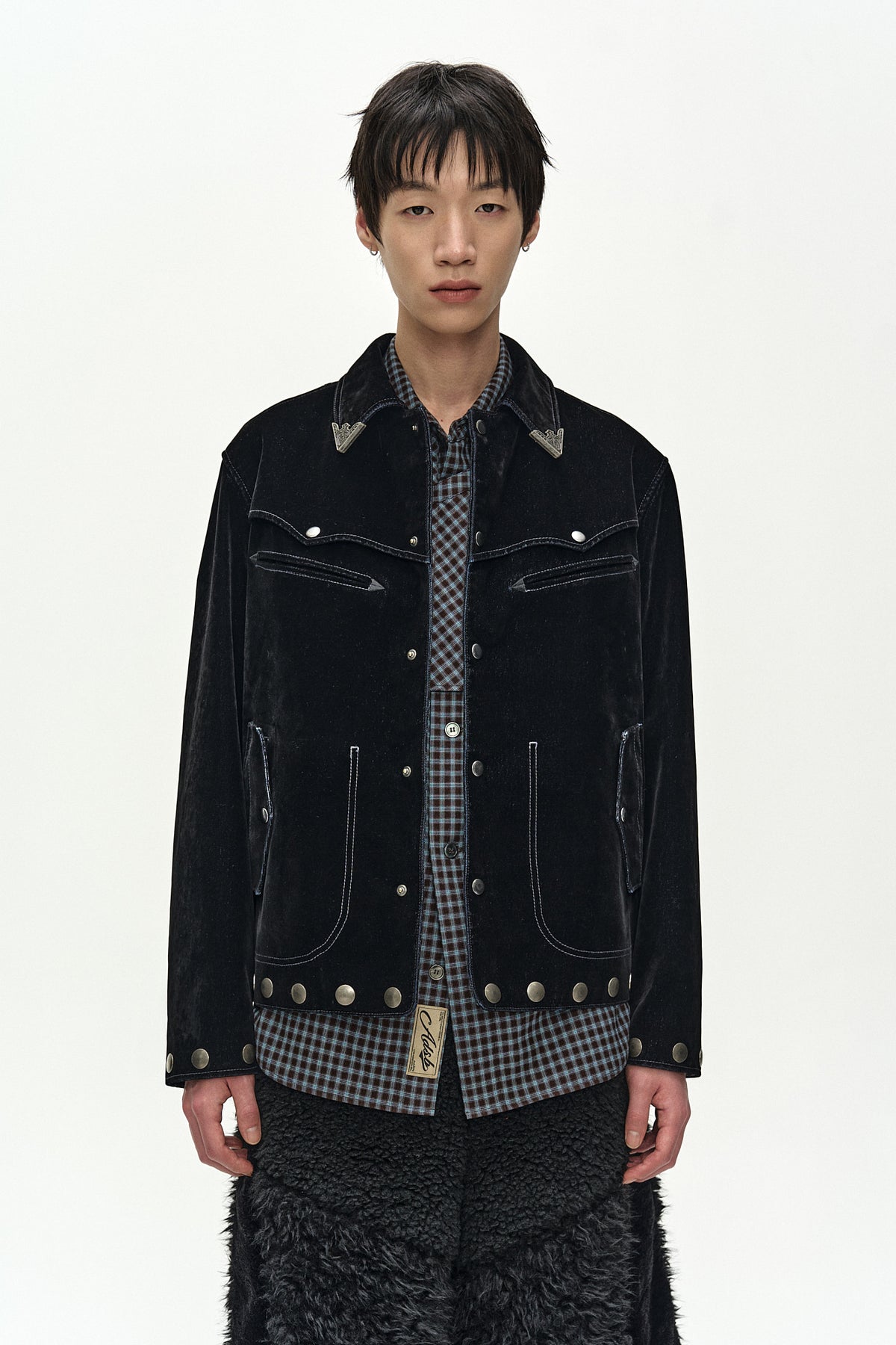 Andersson Bell - Atlanta Flock Velvet Jacket (Black) product image 7 | TRAB K-Fashion Australia