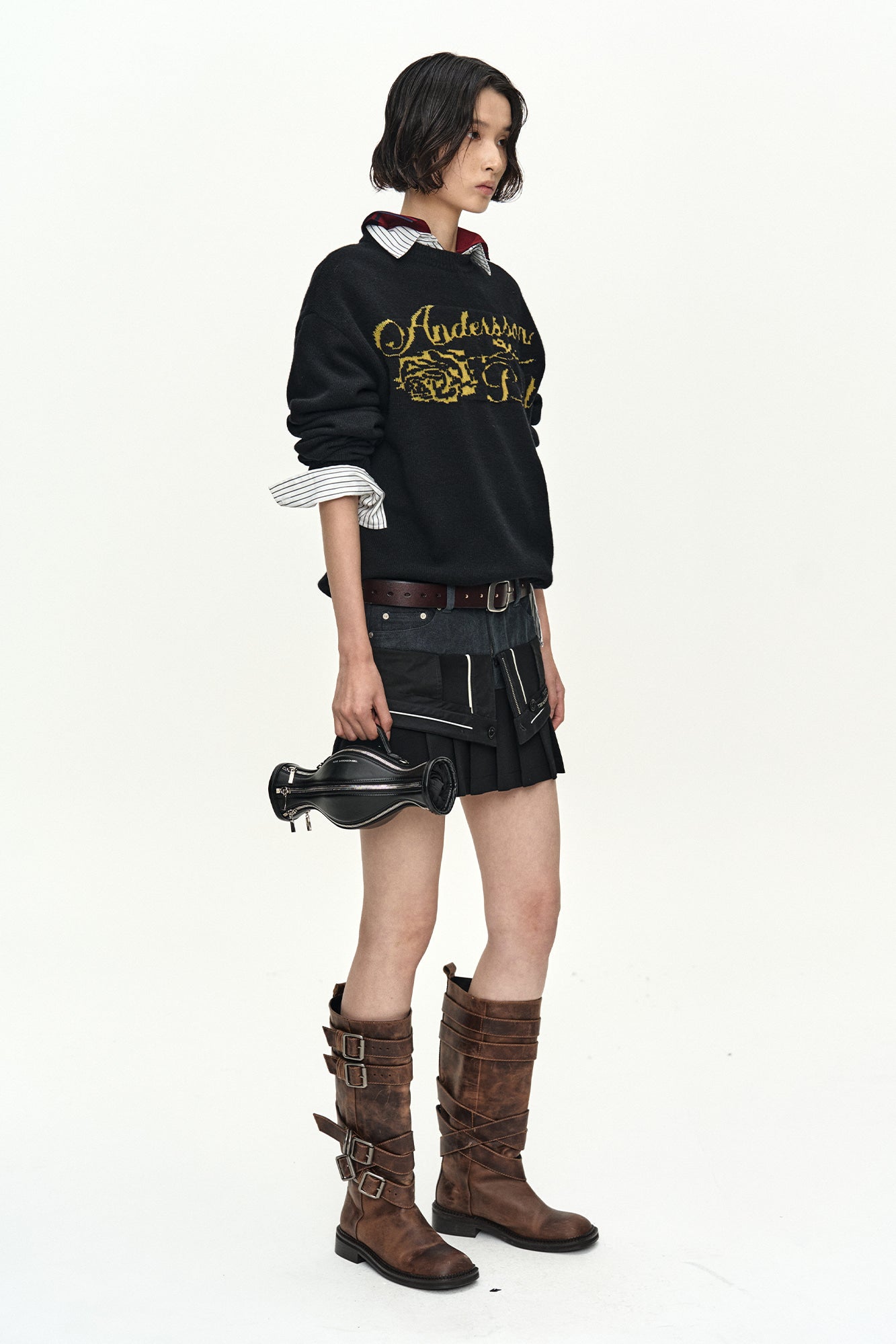 Andersson Bell - Unisex Cashmere Rose Crew-Neck Sweater (Black) product image 8 | TRAB K-Fashion Australia