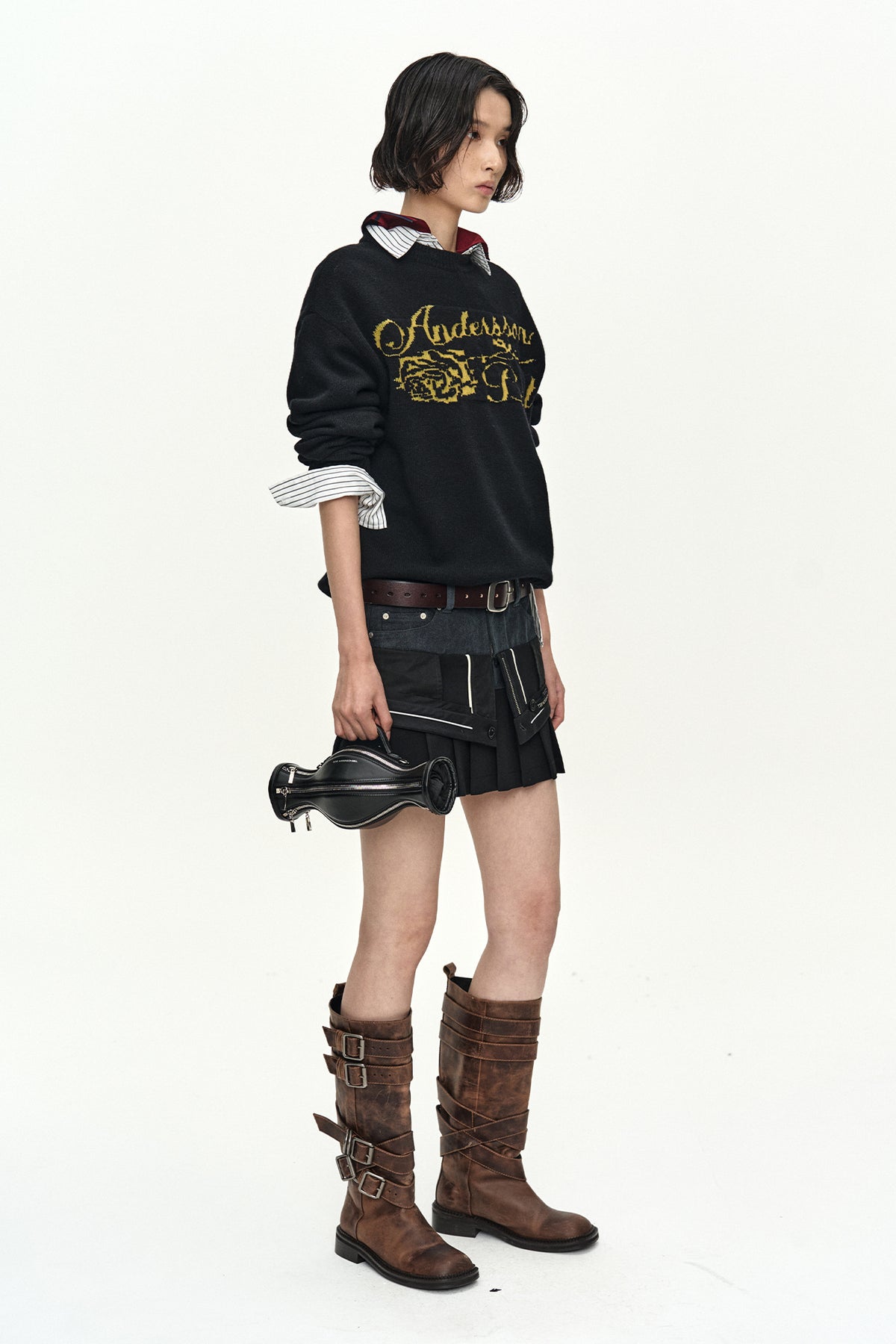 Andersson Bell - Unisex Cashmere Rose Crew-Neck Sweater (Black) product image 8 | TRAB K-Fashion Australia