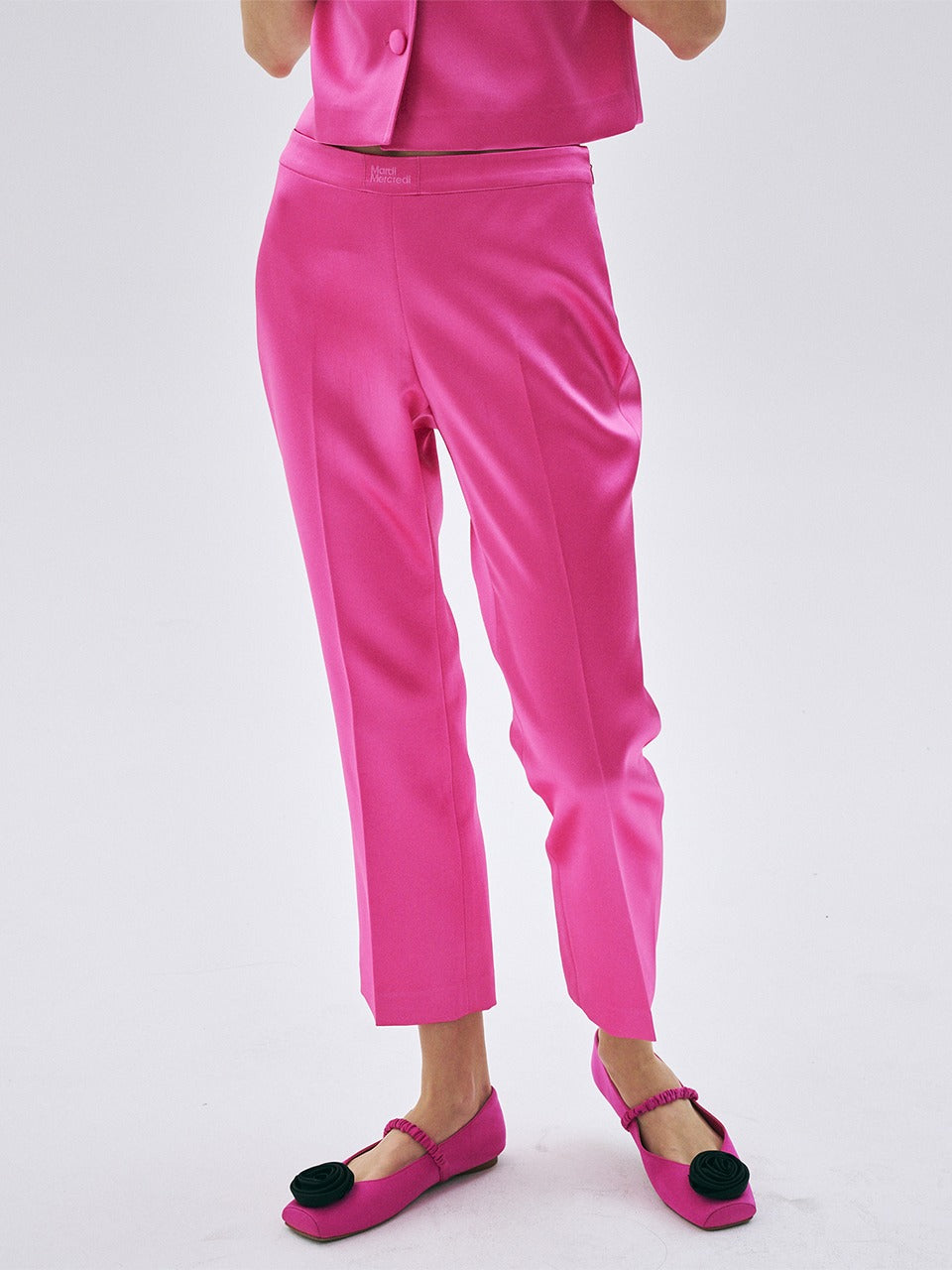 Mardi Mercredi - Satin Cropped Slimfit Pants (Fuchsia) product image 1 | TRAB K-Fashion Australia