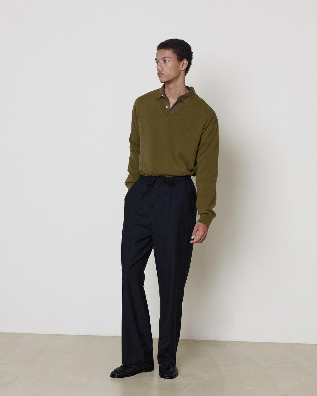 Brownyard - Extra Super Fine V Neck Knit (Olive) product image 2 | TRAB K-Fashion Australia