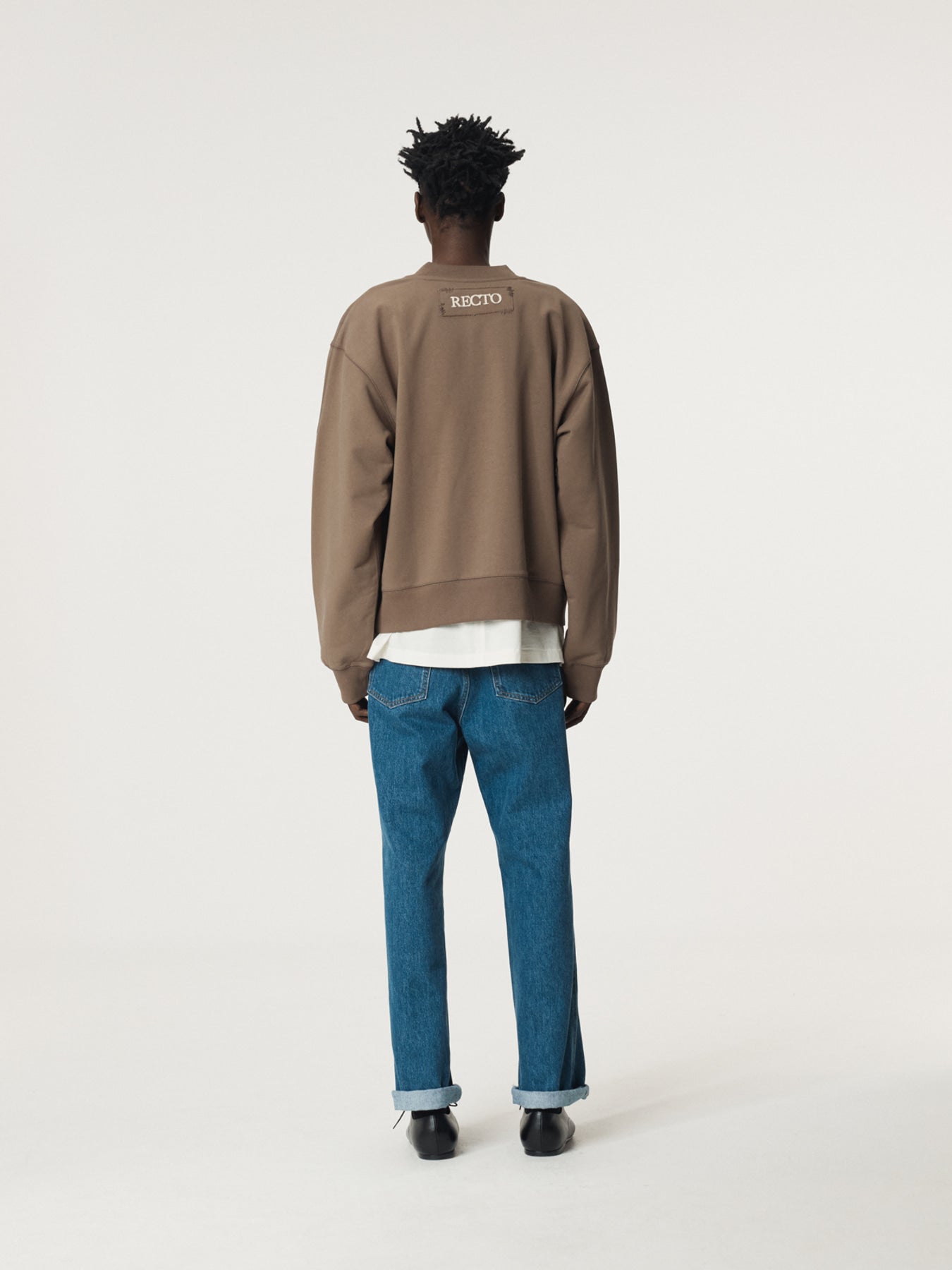 Recto - Back Logo V-Neck Sweatshirt (Sepia) product image 4 | TRAB K-Fashion Australia