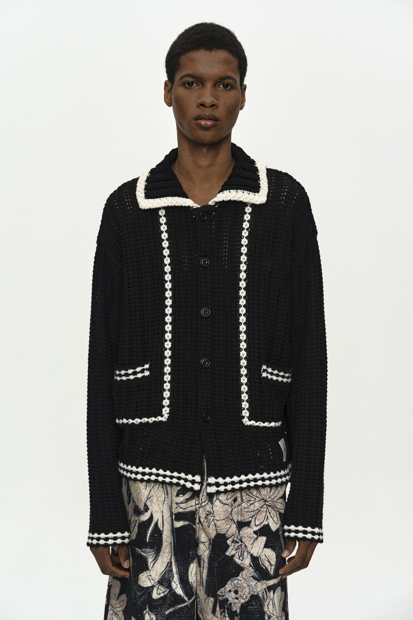 Andersson Bell - Unisex New Fantasia Collar Cardigan (Black) product image 4 | TRAB K-Fashion Australia