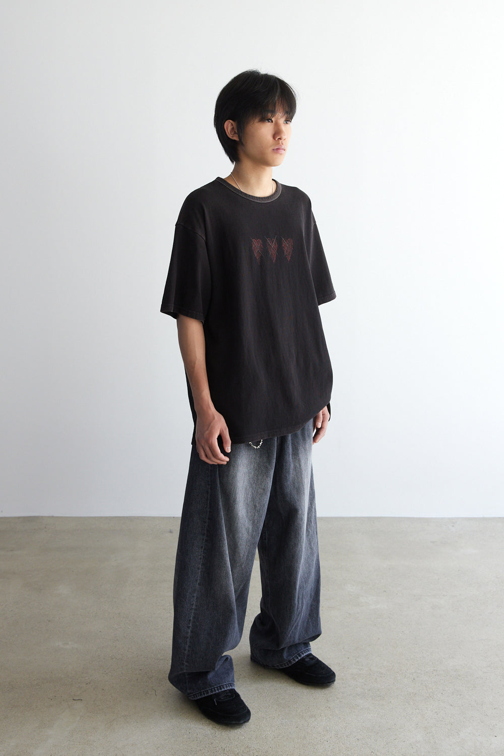 Hatchingroom - VTG Cartoon Heart Tee Washed (Black) product image 3 | TRAB K-Fashion Australia