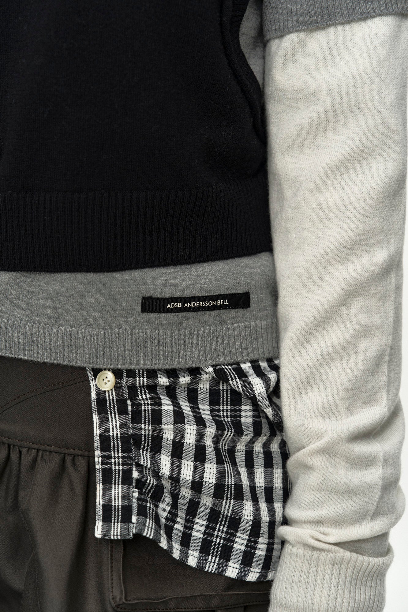 Andersson Bell - Tres Over Layered Sweater (Black) product image 7 | TRAB K-Fashion Australia
