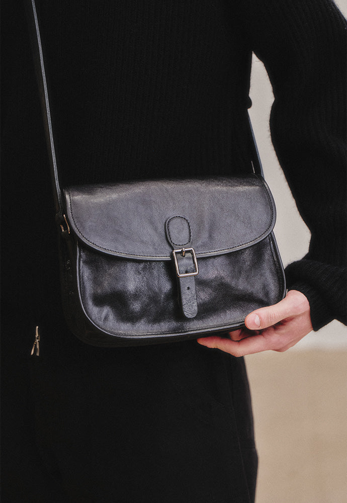 Art if acts - Cartridge Leather Bag (Black) product image 4 | TRAB K-Fashion Australia