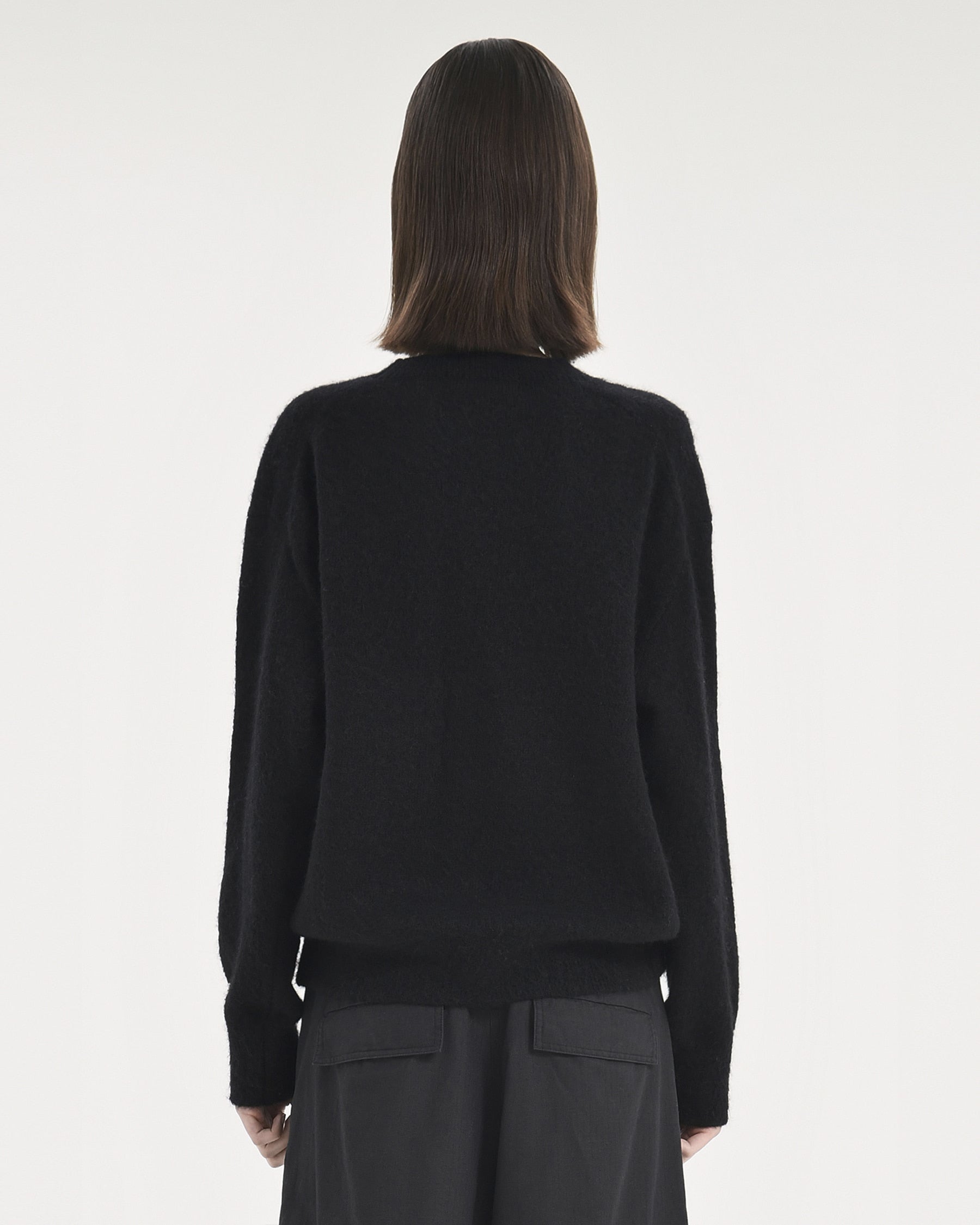 Brownyard - Alpaca Sweater (Black) product image 2 | TRAB K-Fashion Australia