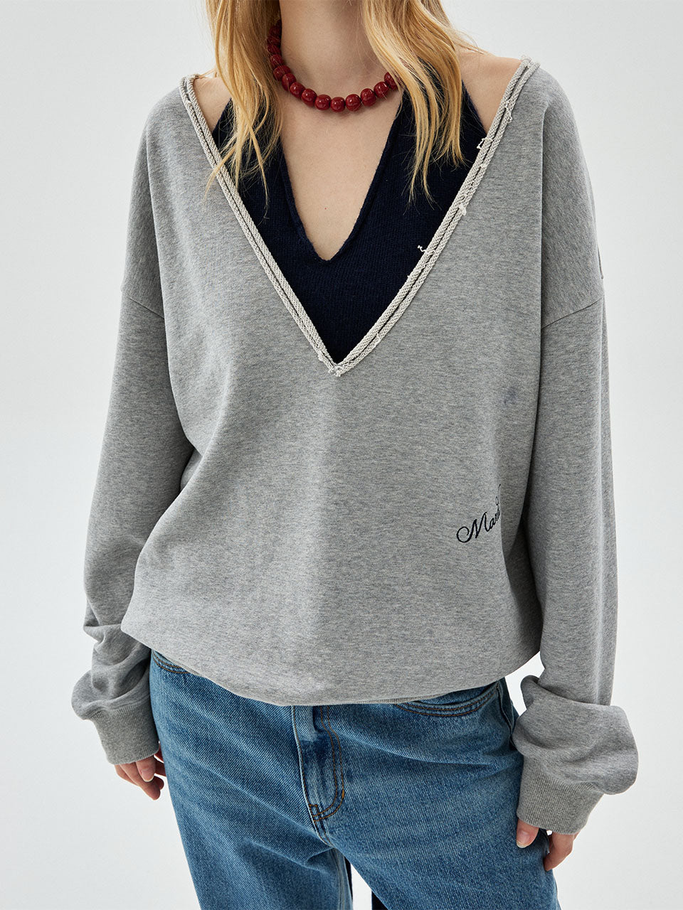 Mardi Mercredi - [Pre-Order – Ships August 7] Sweatshirt Deep V Neck (Grey) product image 1 | TRAB K-Fashion Australia