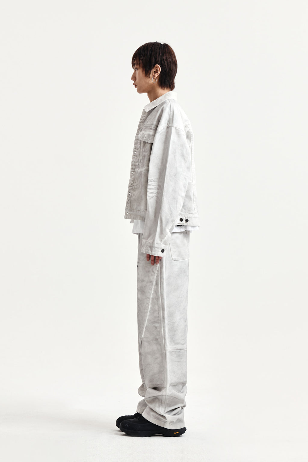 Matin Kim - Vintage Washed Double Knee Denim Pants (White) product image 7 | TRAB K-Fashion Australia