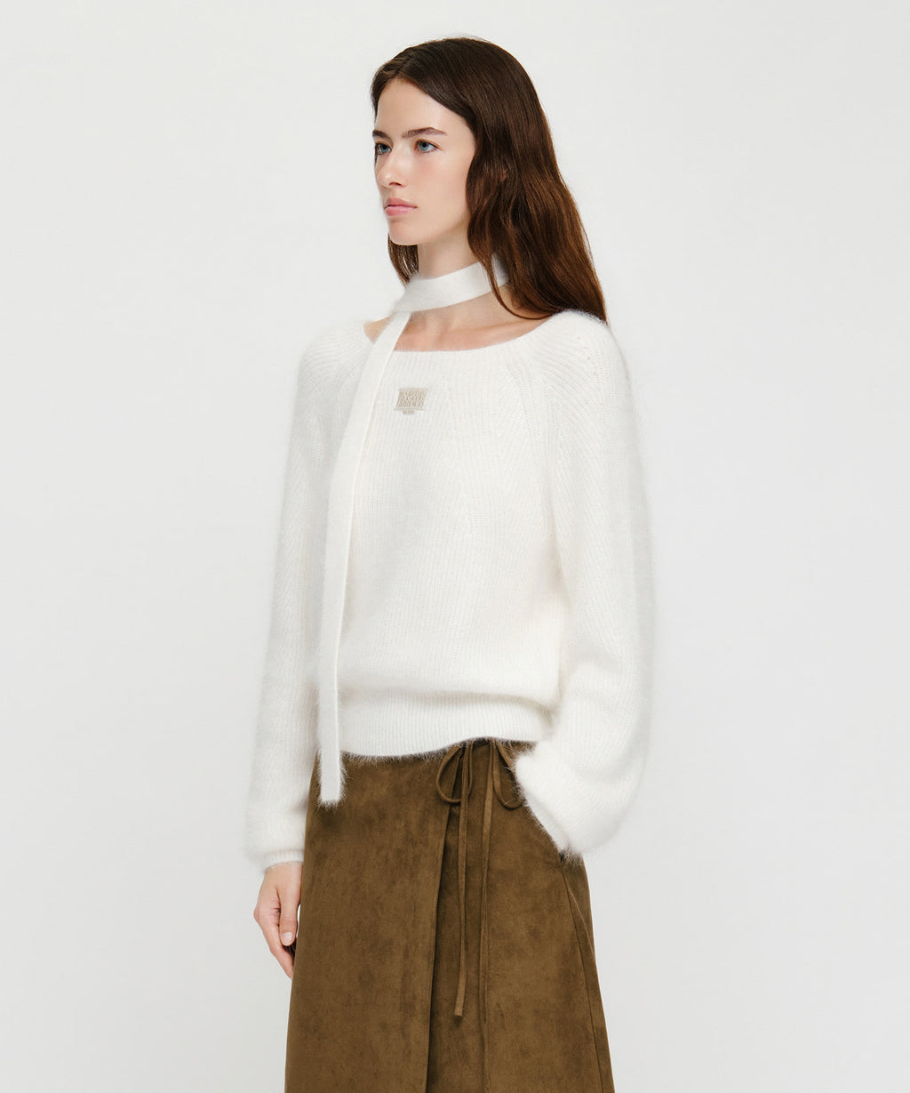 Marithe & Francois Girbaud - Premium Micro Classic Logo Angora Muffler Set Crop Knit (Ivory) product image 2 | TRAB K-Fashion Australia