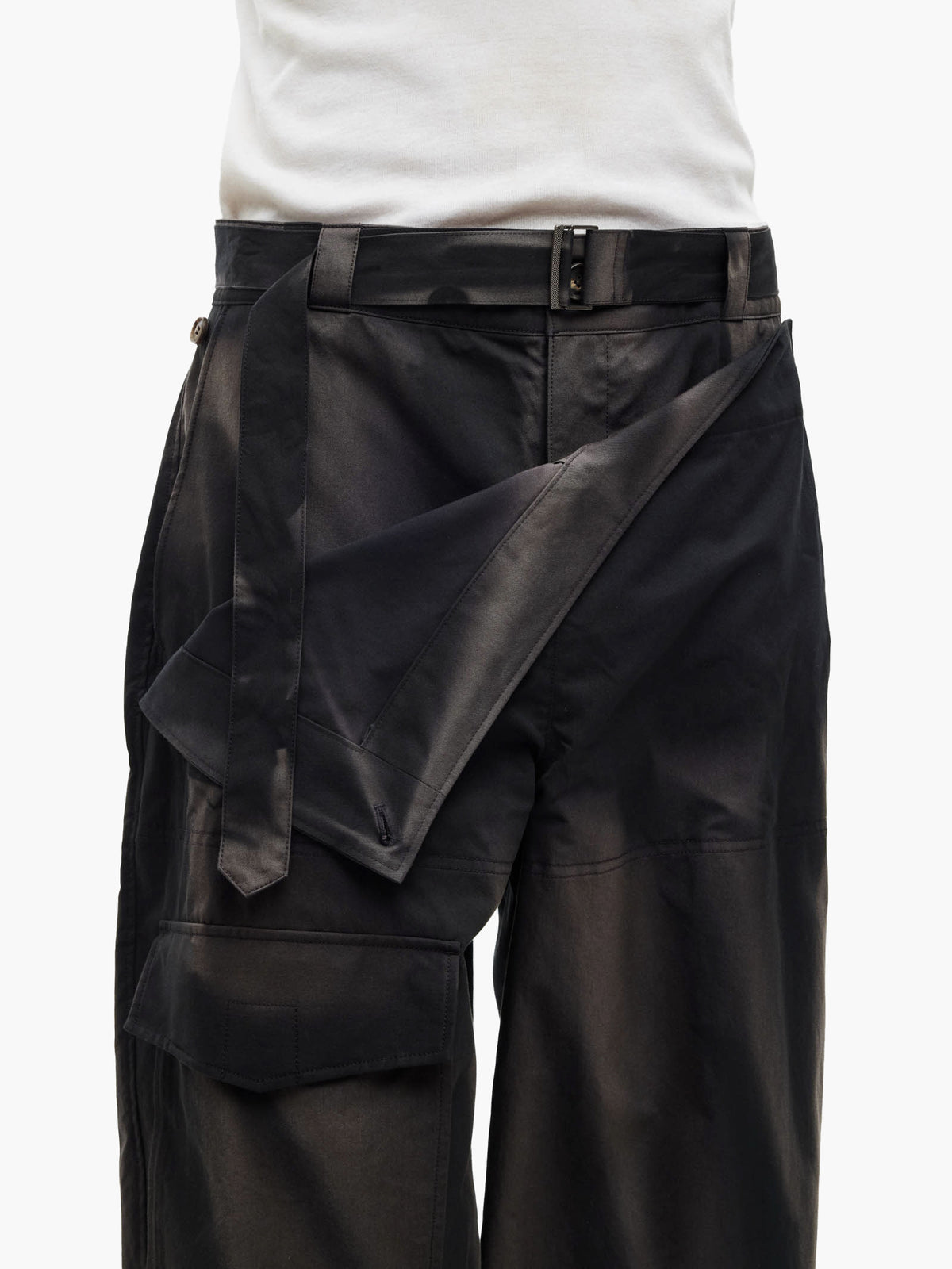 Jiyong Kim - Sun-Bleached Double Front Wide Trousers (Black) product image 7 | TRAB K-Fashion Australia