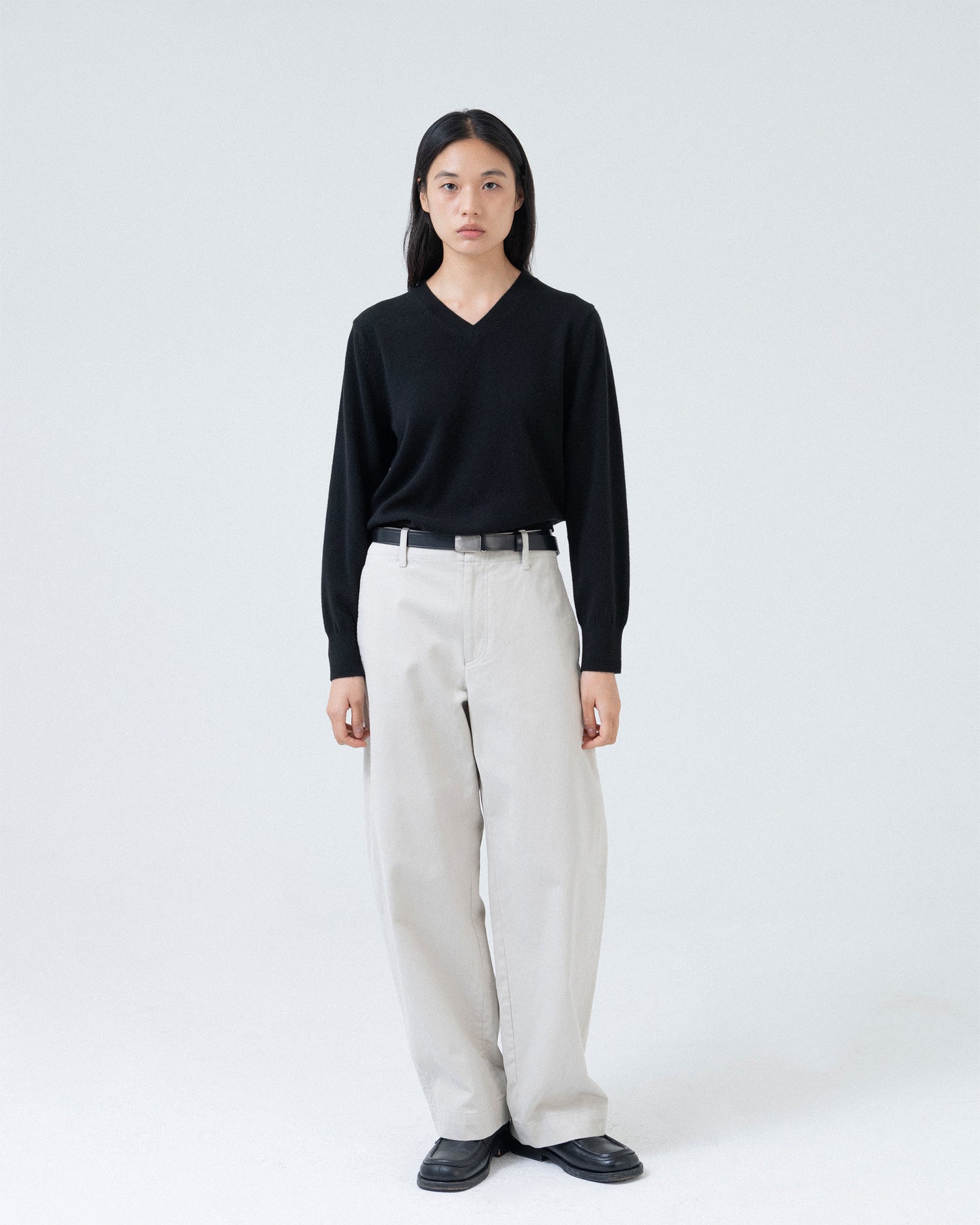 Brownyard - Extra Super Fine V Neck Knit (Black) product image 3 | TRAB K-Fashion Australia