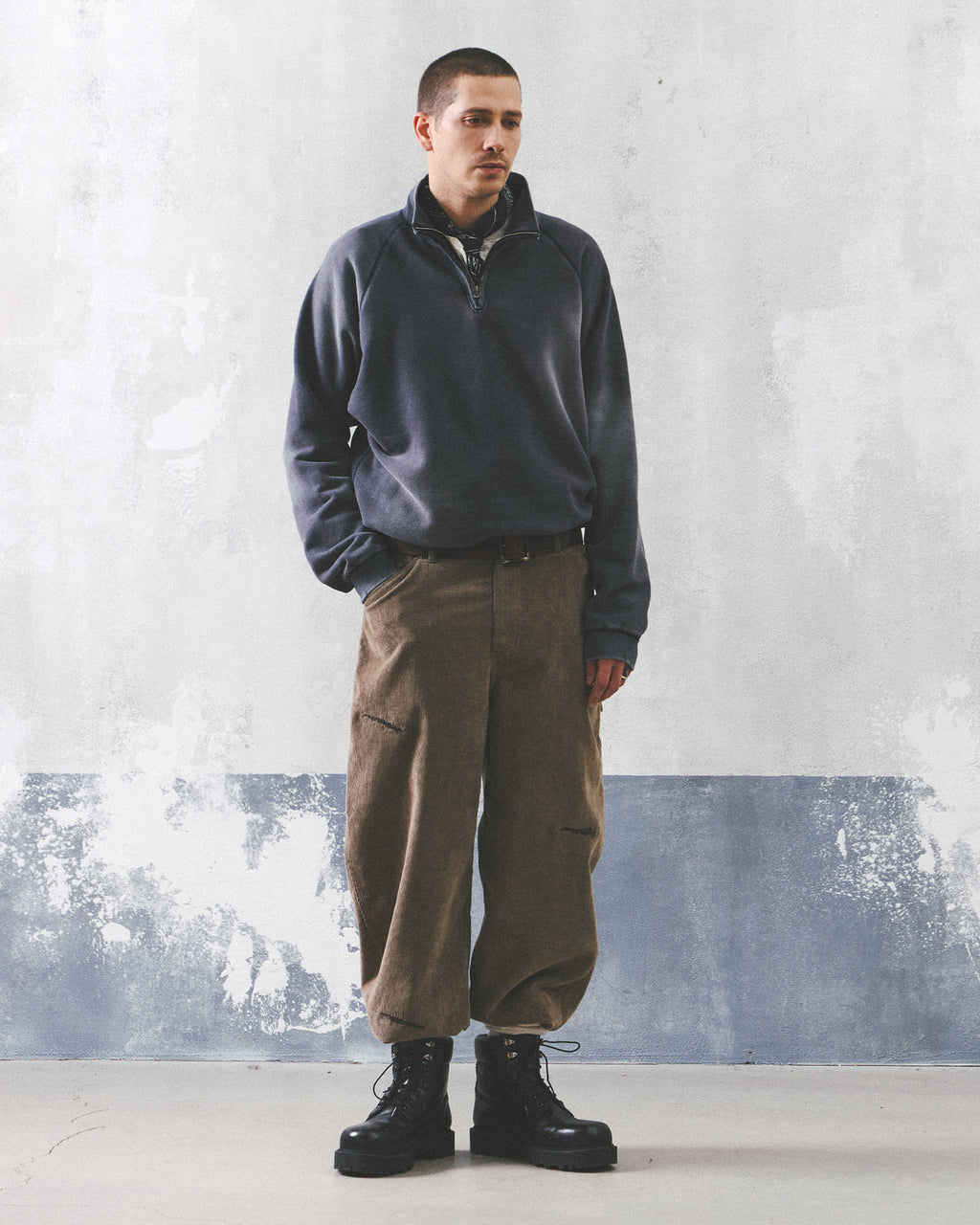 Eastlogue - Athletic Cut Out Zip-up Sweat (Navy) product image 4 | TRAB K-Fashion Australia