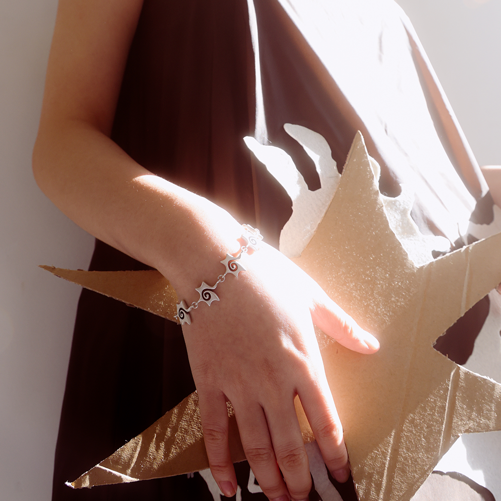 Towtow Archive - Swirl Star Bracelet (Silver) product image 6 | TRAB K-Fashion Australia