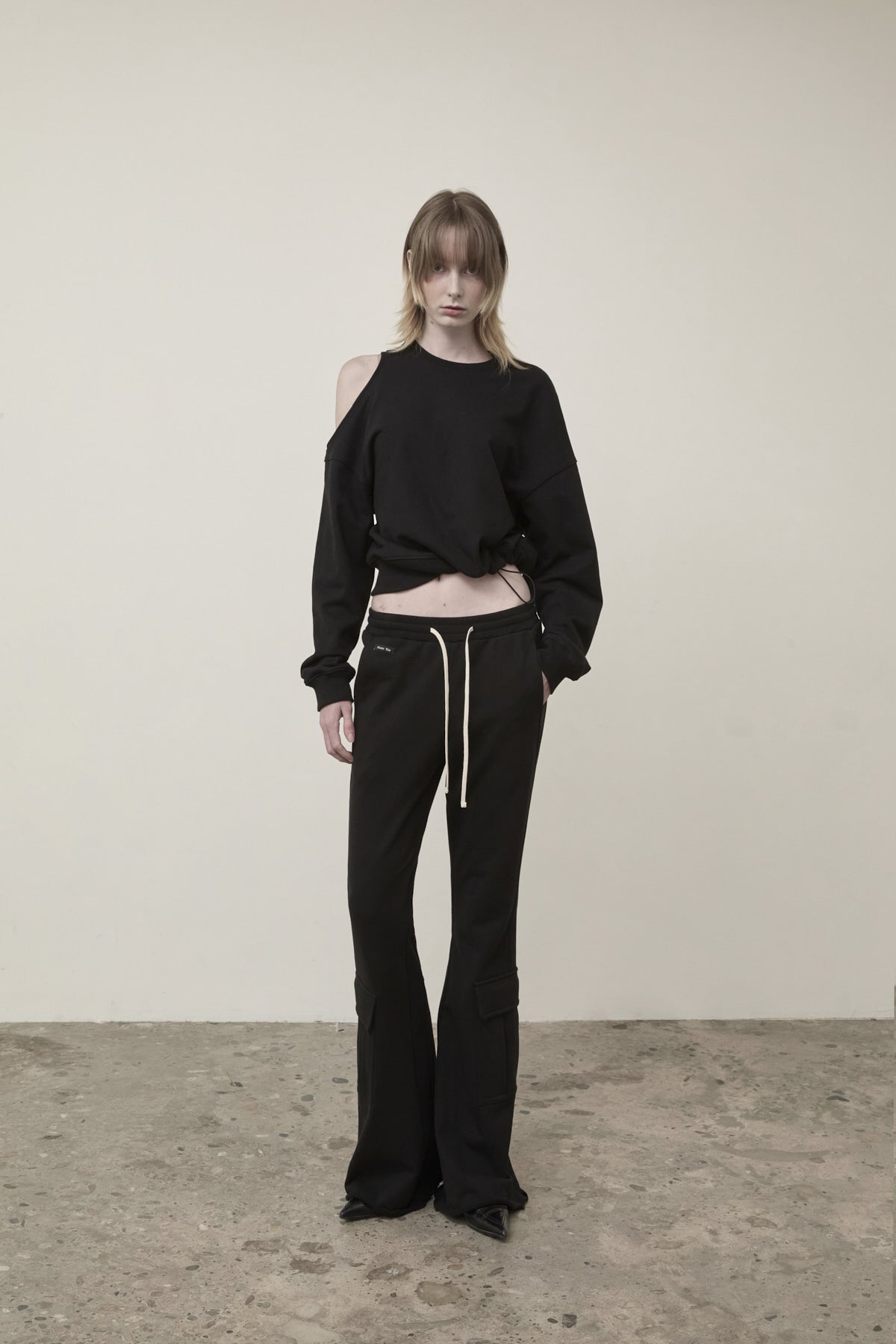 Matin Kim - Shoulder Hole Sweatshirt (Black) product image 9 | TRAB K-Fashion Australia