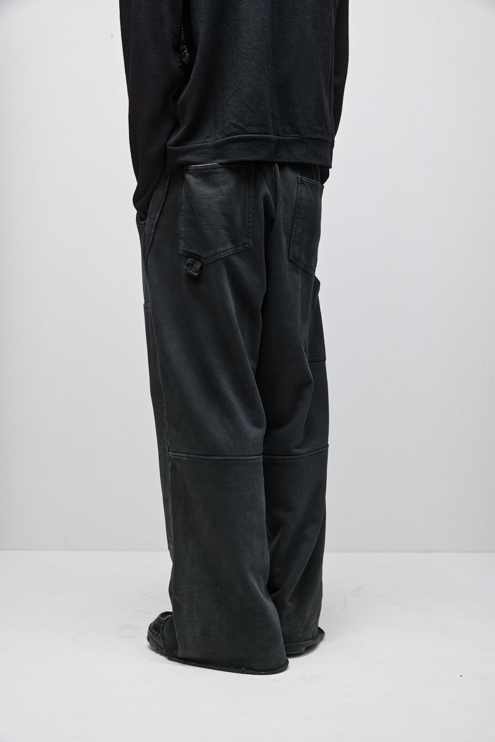 Hatchingroom - Double Knee Sweat Pants (Black) product image 17 | TRAB K-Fashion Australia