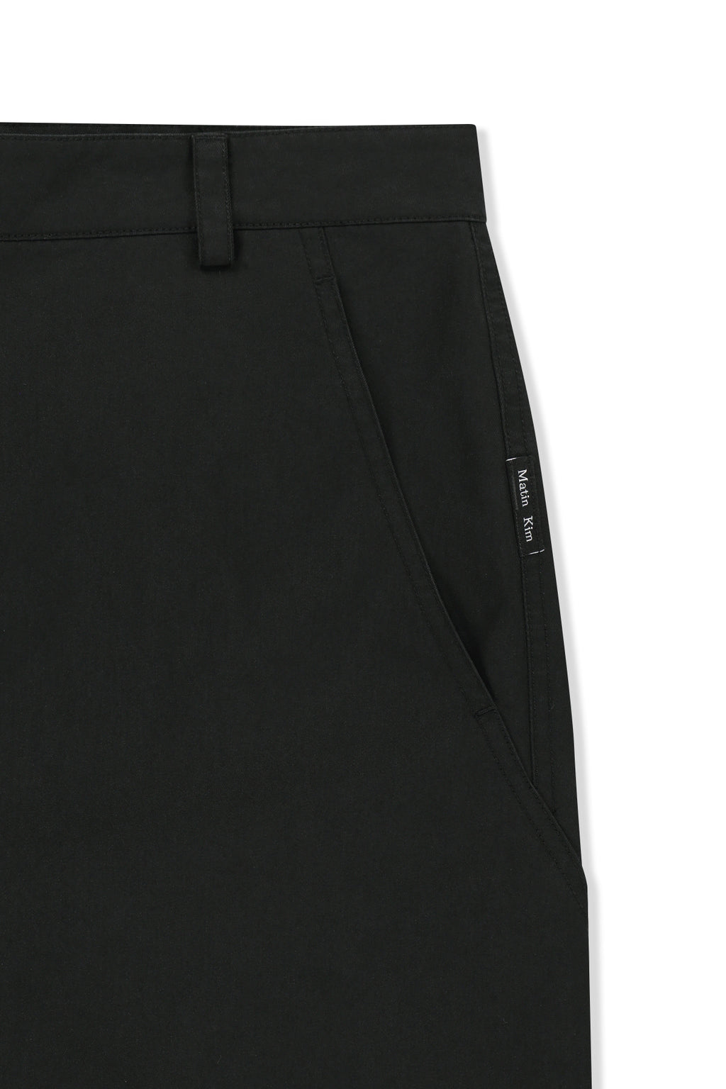 Matin Kim - Curved Seam Bermuda Pants (Black) product image 4 | TRAB K-Fashion Australia