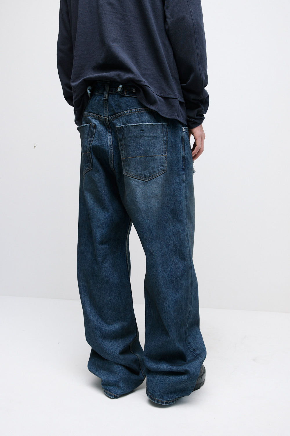 Hatchingroom - Regular Selvedge Jeans Dusty (Blue) product image 16 | TRAB K-Fashion Australia