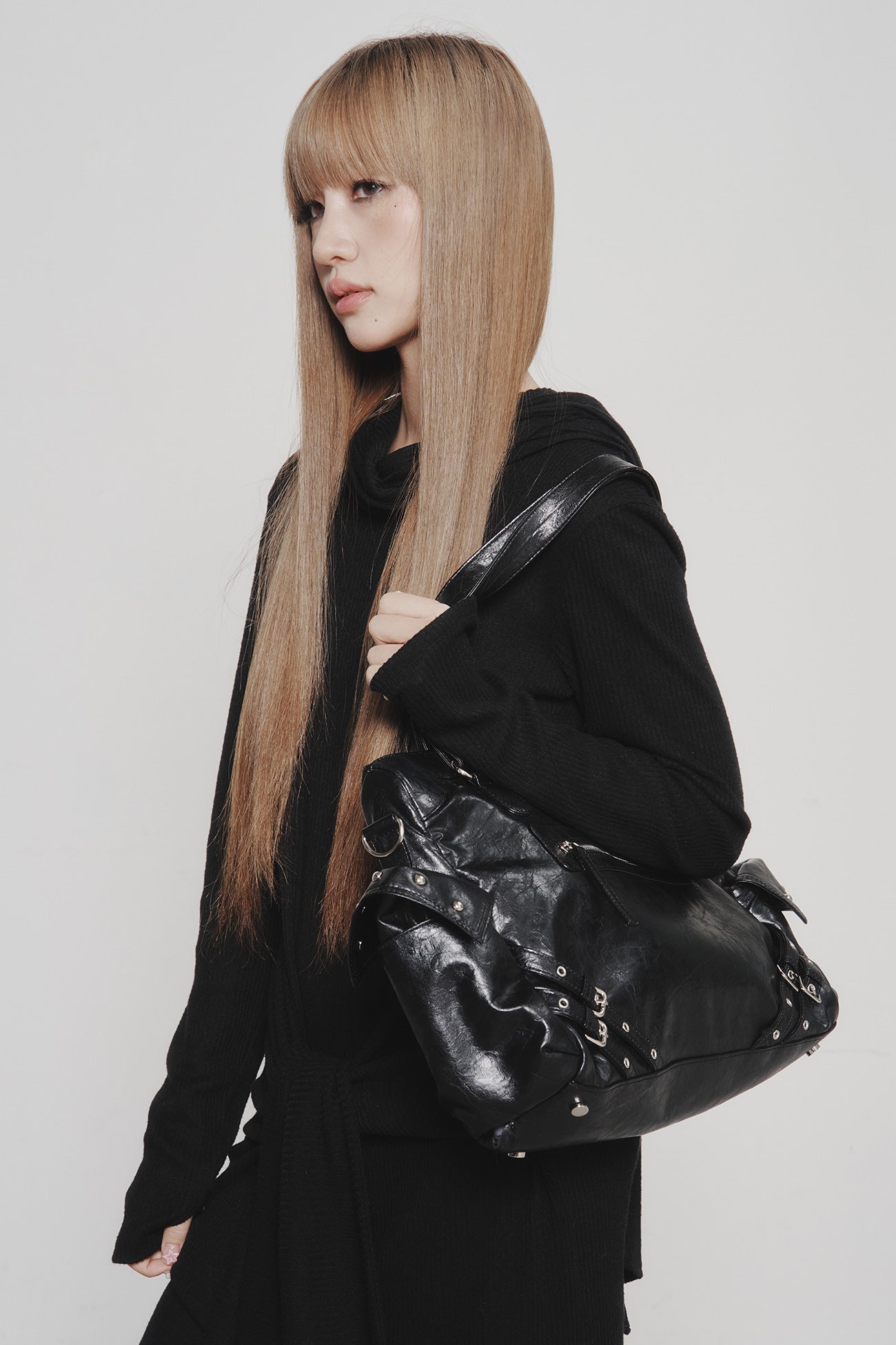 Deinet - Stud Pocket Big Bag (Black) product image 7 | TRAB K-Fashion Australia