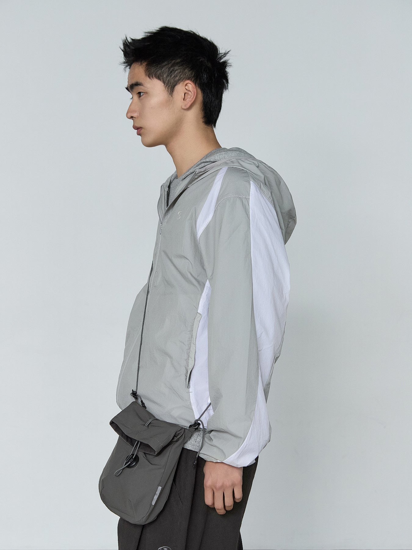 San San Gear - Magnet Clip Bag (Grey) product image 1 | TRAB K-Fashion Australia