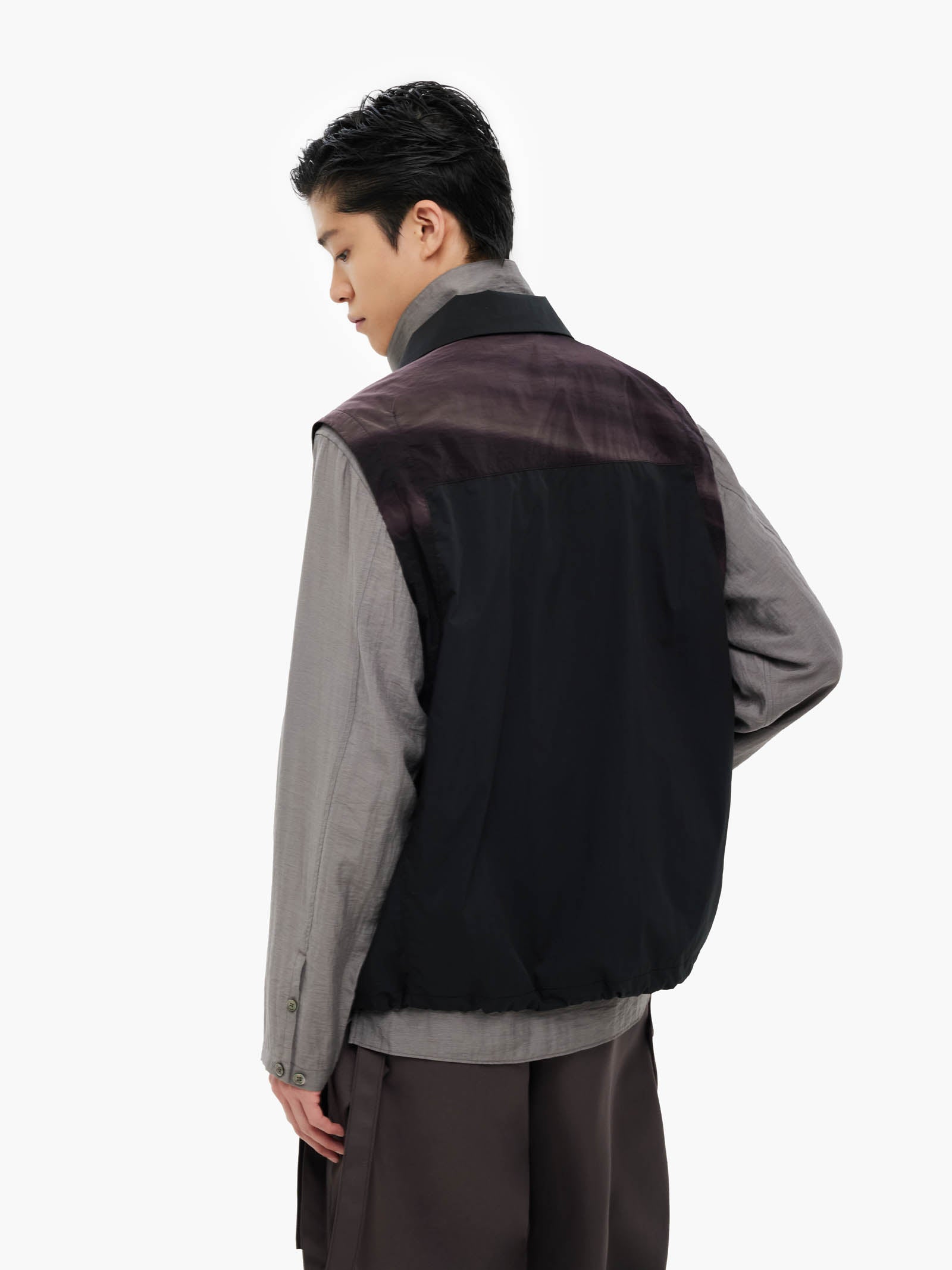 Jiyong Kim - Sun-Bleached Work Vest (Black) product image 4 | TRAB K-Fashion Australia