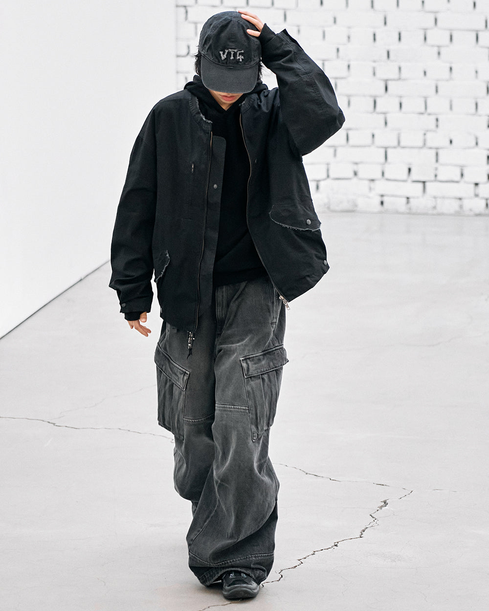 Hatchingroom - Bone VTG Cap Washed (Black) product image 6 | TRAB K-Fashion Australia