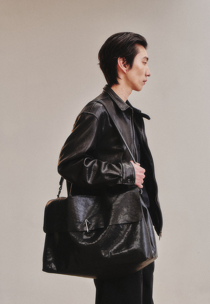 Art if acts - Leather Weekend Bag (Black) product image 3 | TRAB K-Fashion Australia