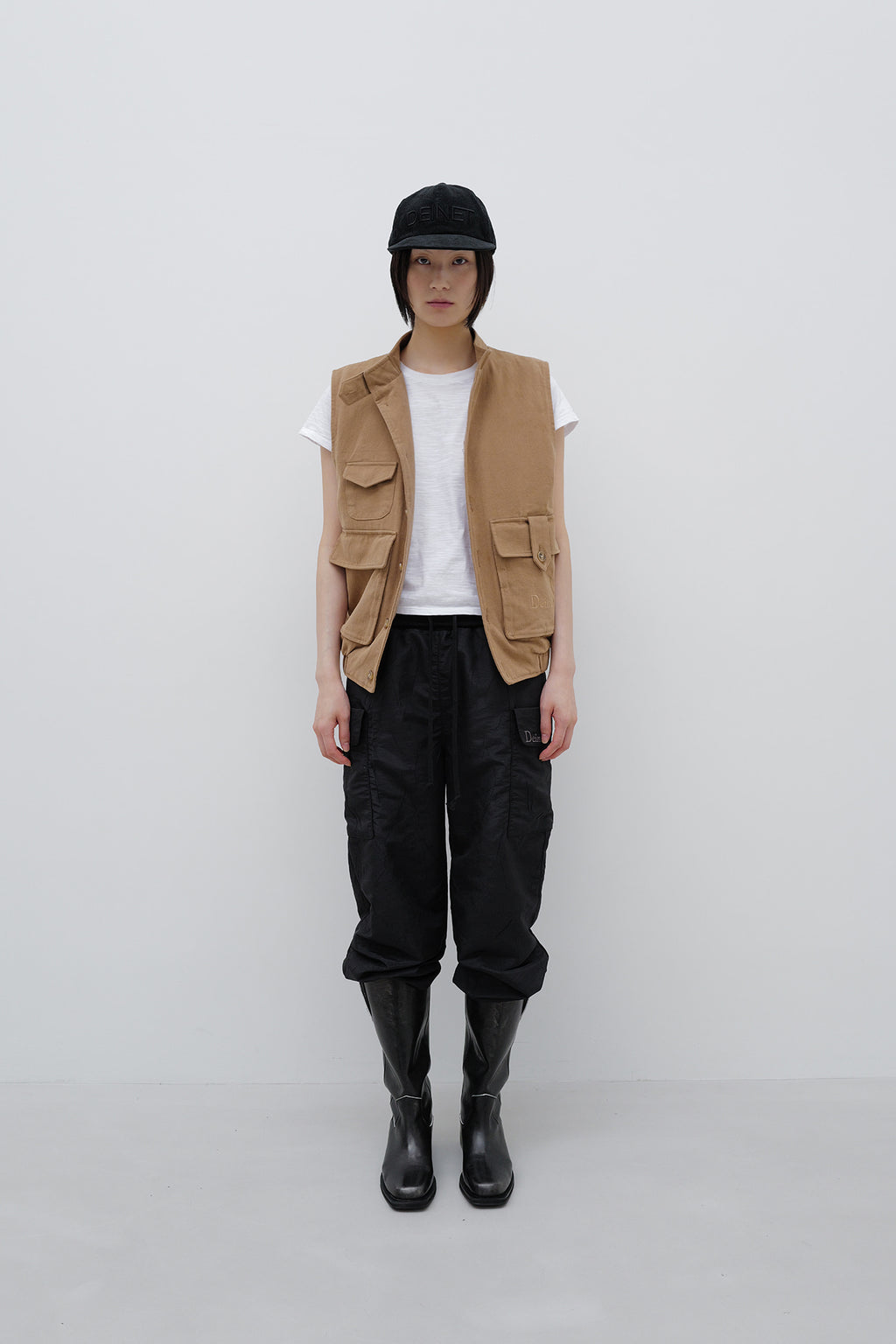 Deinet - Deinet Multi Pocket Cotton Vest (Beige) product image 1 | TRAB K-Fashion Australia