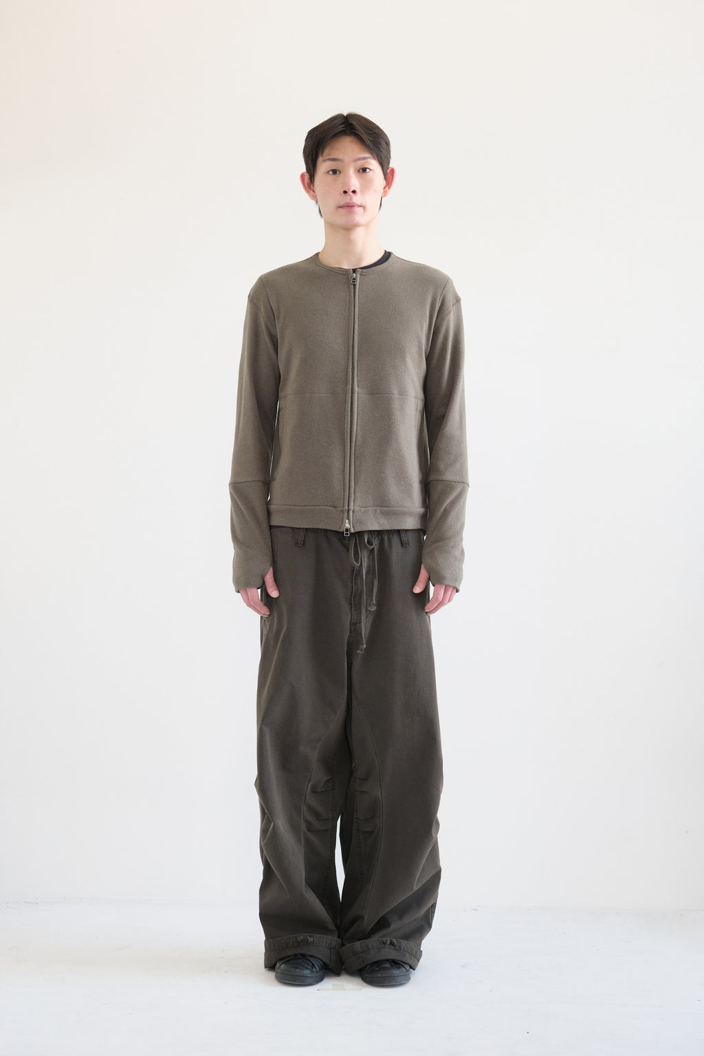 Hatchingroom - Layer Cardigan V2 (Olive) product image 3 | TRAB K-Fashion Australia