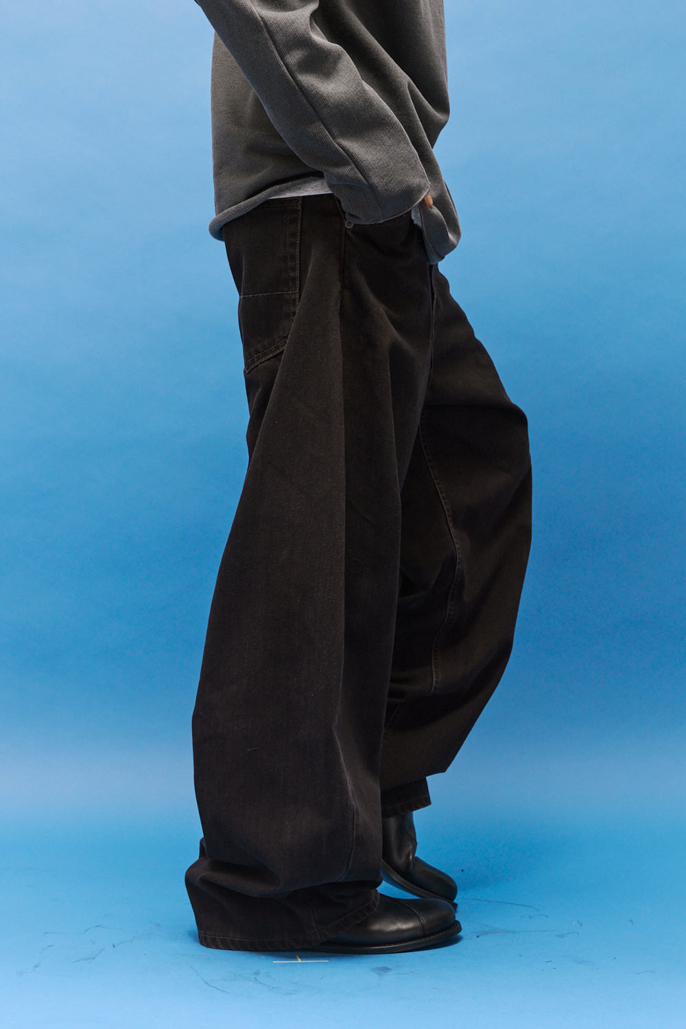 Hatchingroom - Wide Curve Jeans (Bleached Black) product image 10 | TRAB K-Fashion Australia