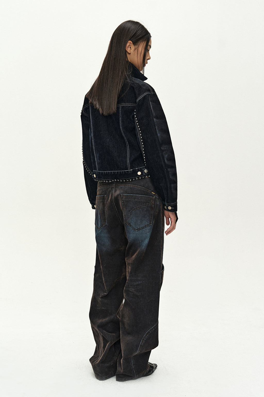 Andersson Bell - [Pre-Order – Ships August 28] Studded Velvet Denim Jacket (black/navy) (Black/Navy) product image 4 | TRAB K-Fashion Australia
