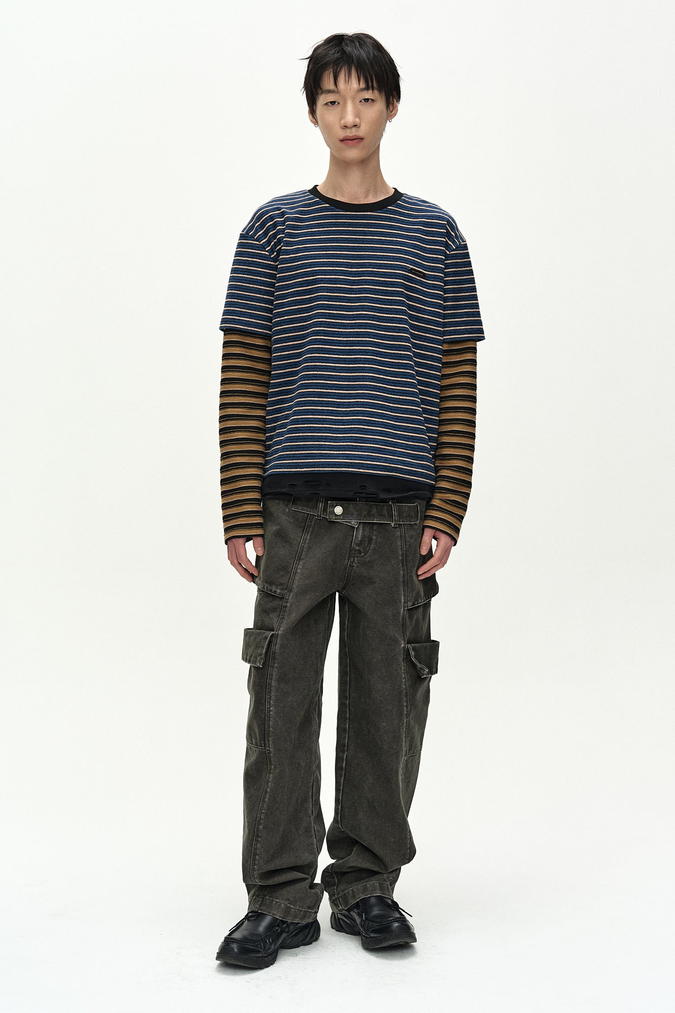 Andersson Bell - Belt Layered Cargo Wide-Leg Jeans (khaki) (Khaki) product image 10 | TRAB K-Fashion Australia