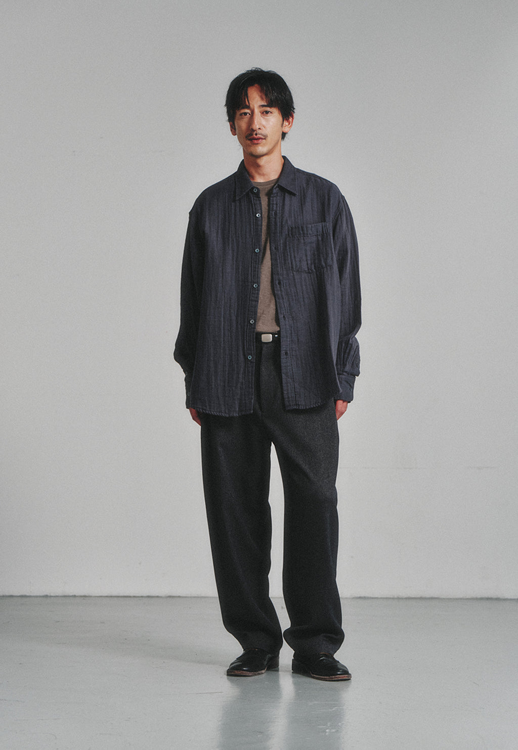 Art if acts - Comfy Side Tuck Curved Trousers (Charcoal) product image 2 | TRAB K-Fashion Australia