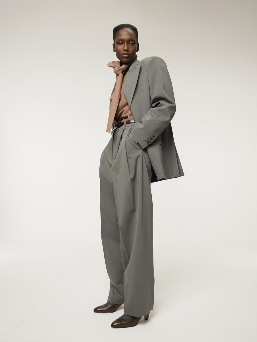 Recto - Two Tuck Suit Pants (Midnight Grey) product image 7 | TRAB K-Fashion Australia