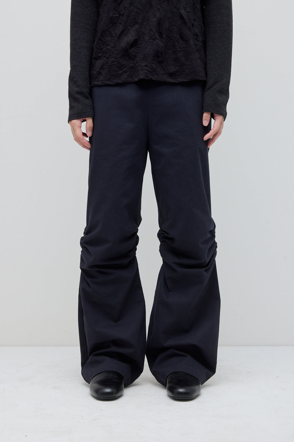 Hatchingroom - Ripple Trousers Herringbone Ink (Black) product image 7 | TRAB K-Fashion Australia
