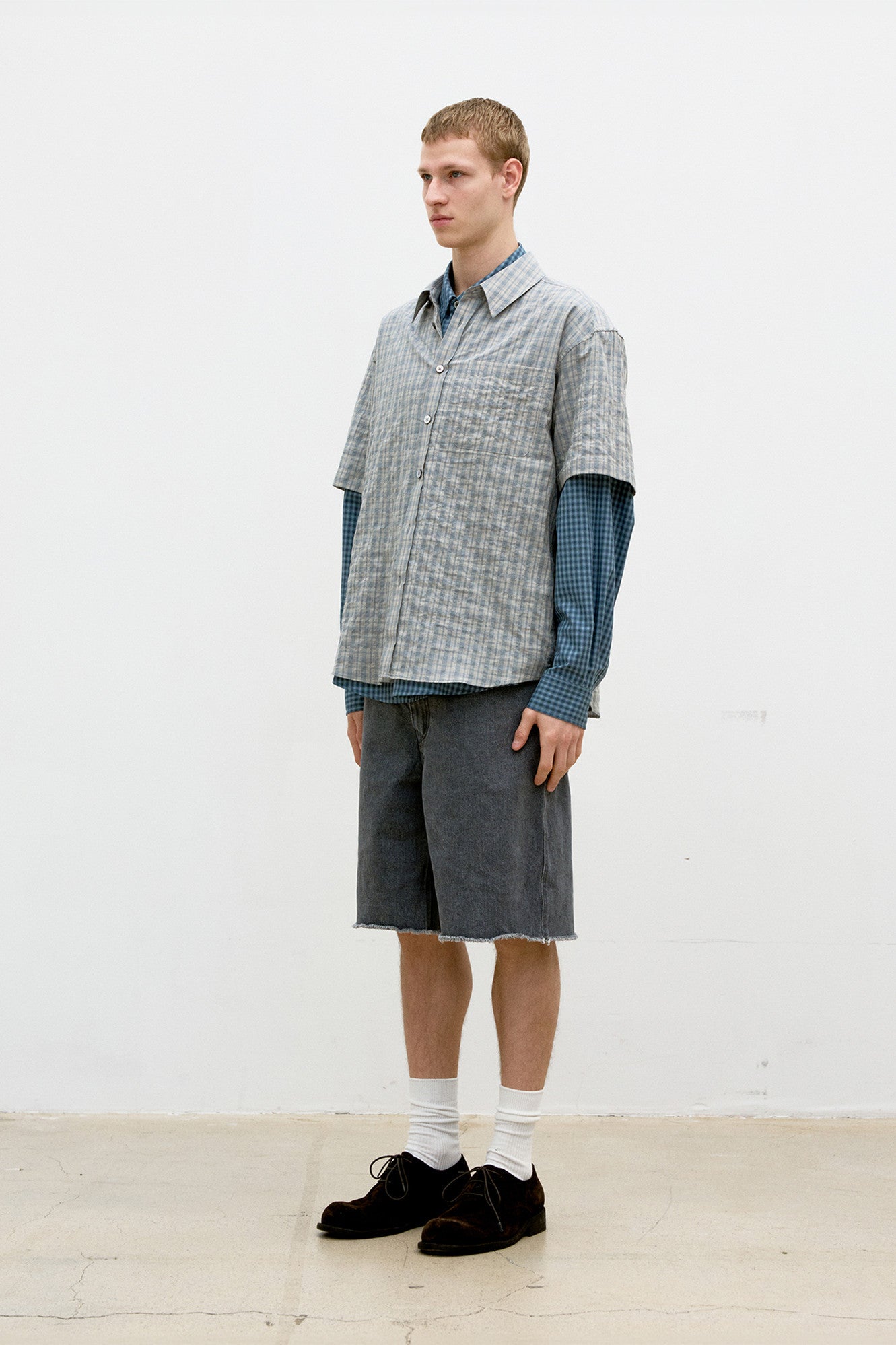 Coor - Alternative Wrinkle Check Half Shirt (Washed Khaki Beige) product image 3 | TRAB K-Fashion Australia