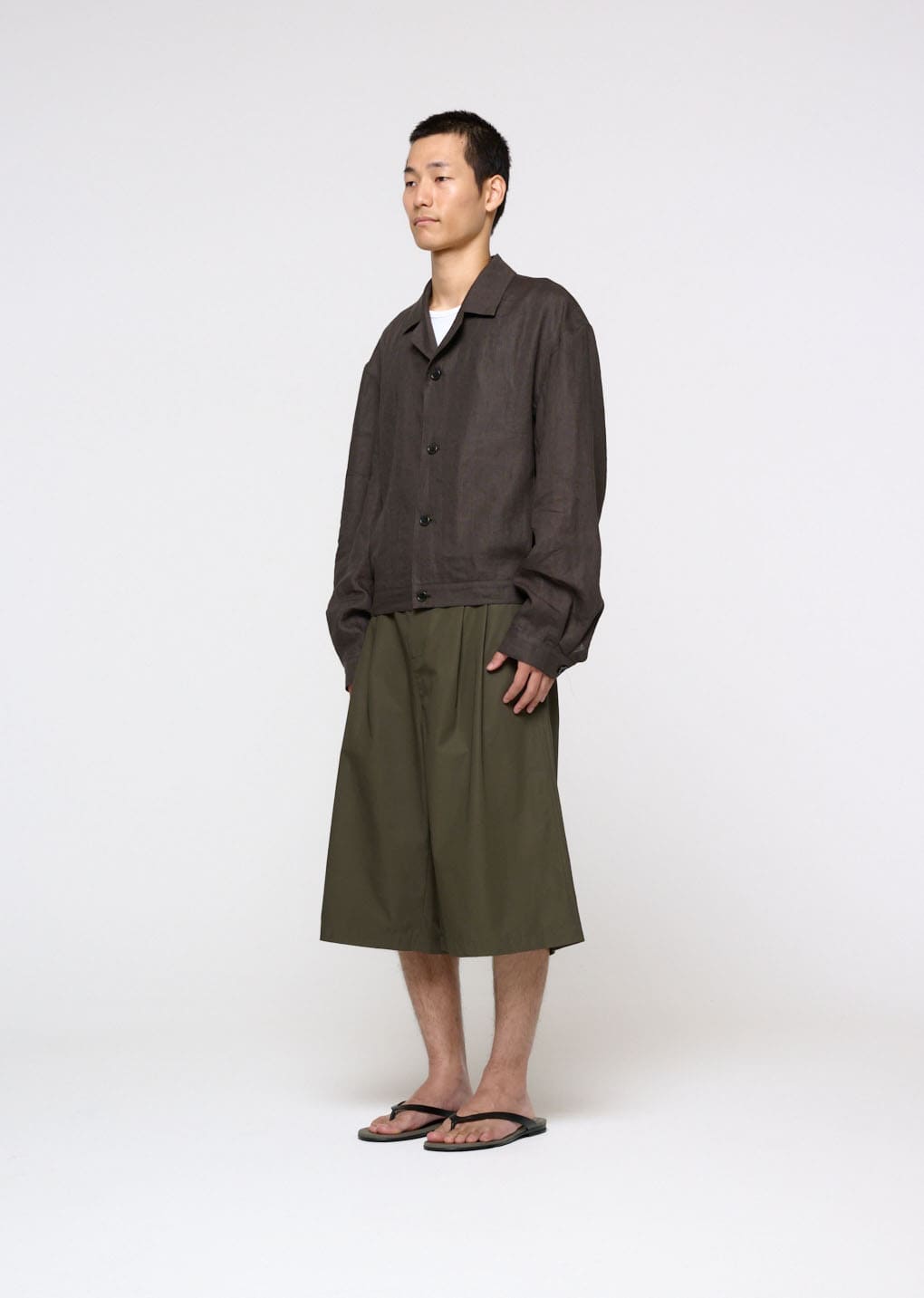 Amomento - Two Tuck Wide Shorts (Brown) product image 3 | TRAB K-Fashion Australia