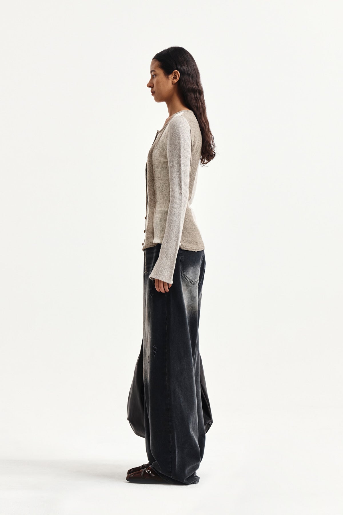 Matin Kim - Color Block Slim Knit Cardigan (Beige) product image 7 | TRAB K-Fashion Australia