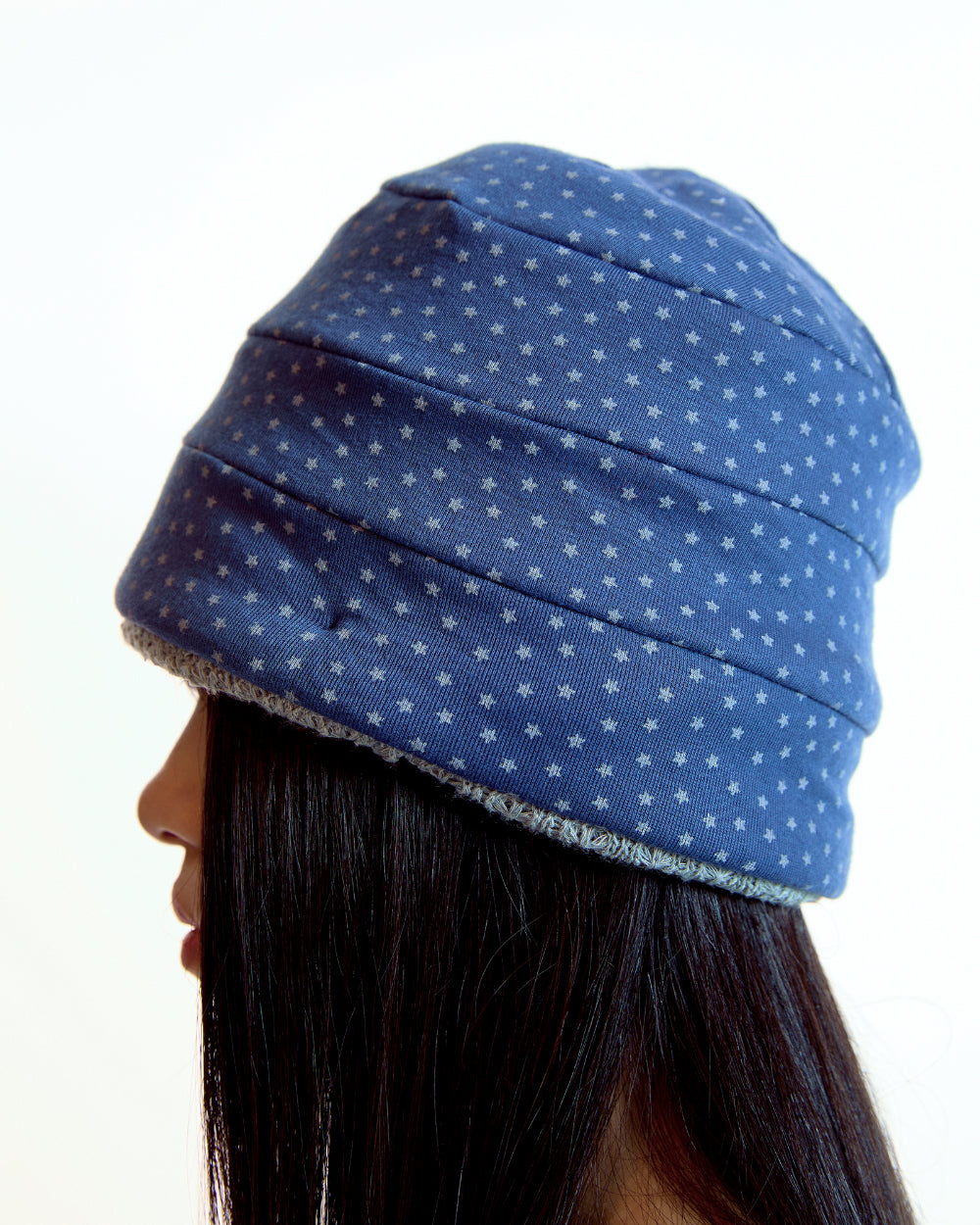 Coyseio - Rough Star Reversible Beanie (Grey) product image 6 | TRAB K-Fashion Australia