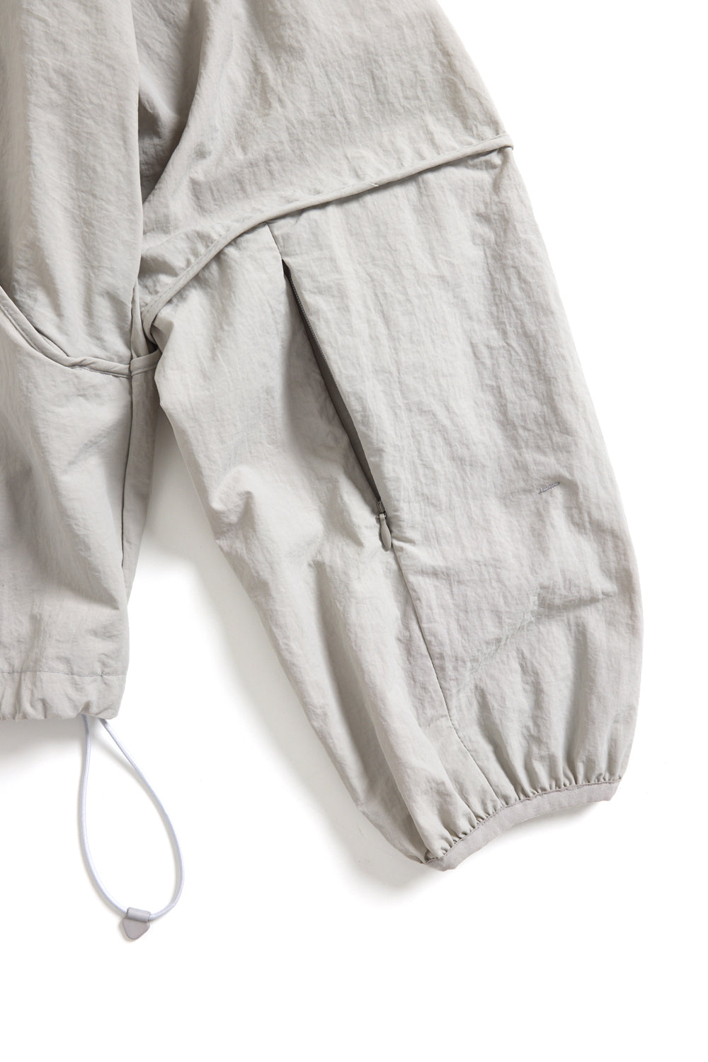 Hatchingroom - Crop Windbreaker Light (Grey) product image 5 | TRAB K-Fashion Australia