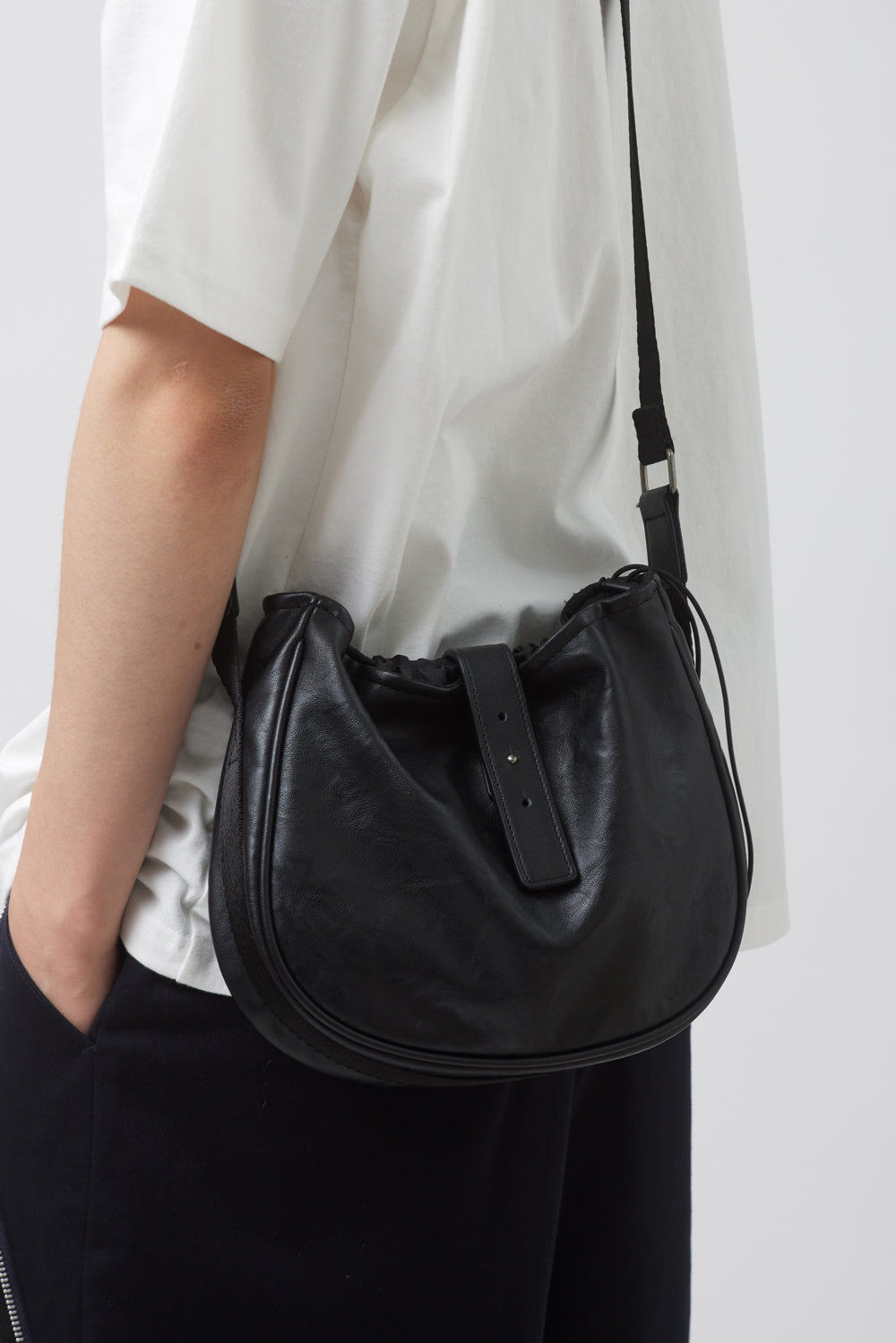 Hatchingroom - Wavy Bag Mini Faux Leather (Black) product image 14 | TRAB K-Fashion Australia