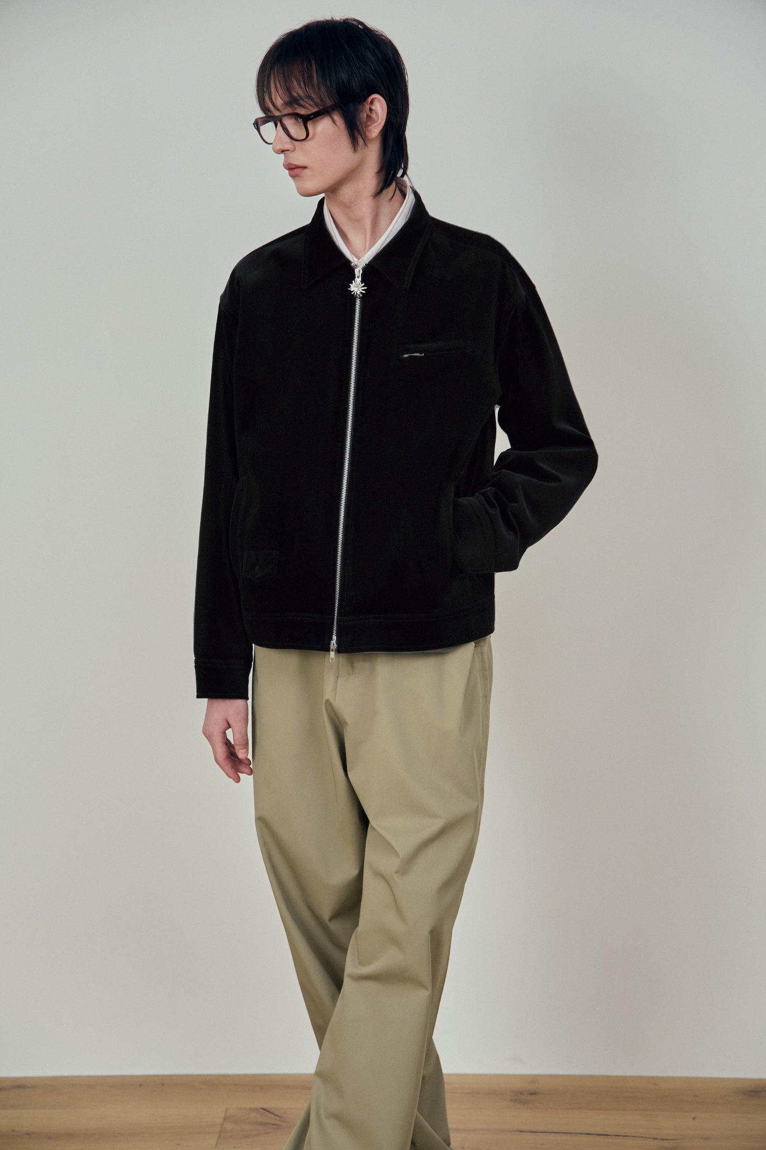 Stu - Velvet Zip Up Jacket Black (With Stamen (Brooch)) product image 11 | TRAB K-Fashion Australia