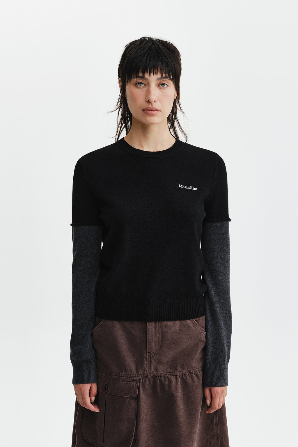 Matin Kim - [Pre-Order – Ships September 28] Cashmere Blended Two Tone Knit Pullover (Black) product image 11 | TRAB K-Fashion Australia