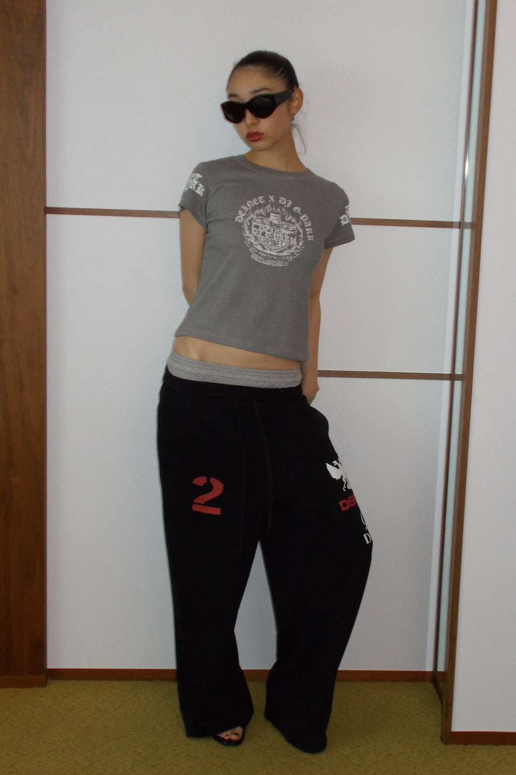 Deinet - Layered 2 Graphic Sweatpants (Black) product image 8 | TRAB K-Fashion Australia