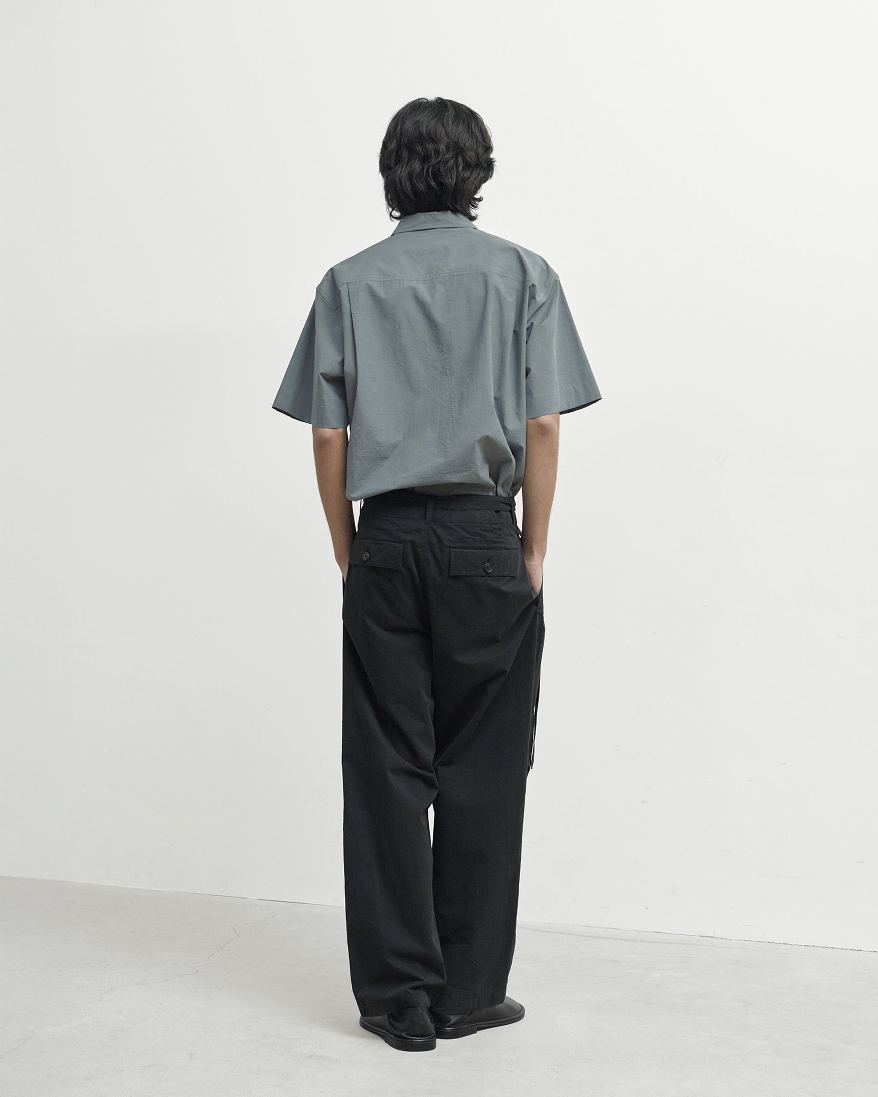 Brownyard - Half Shirt (Charcoal) product image 3 | TRAB K-Fashion Australia