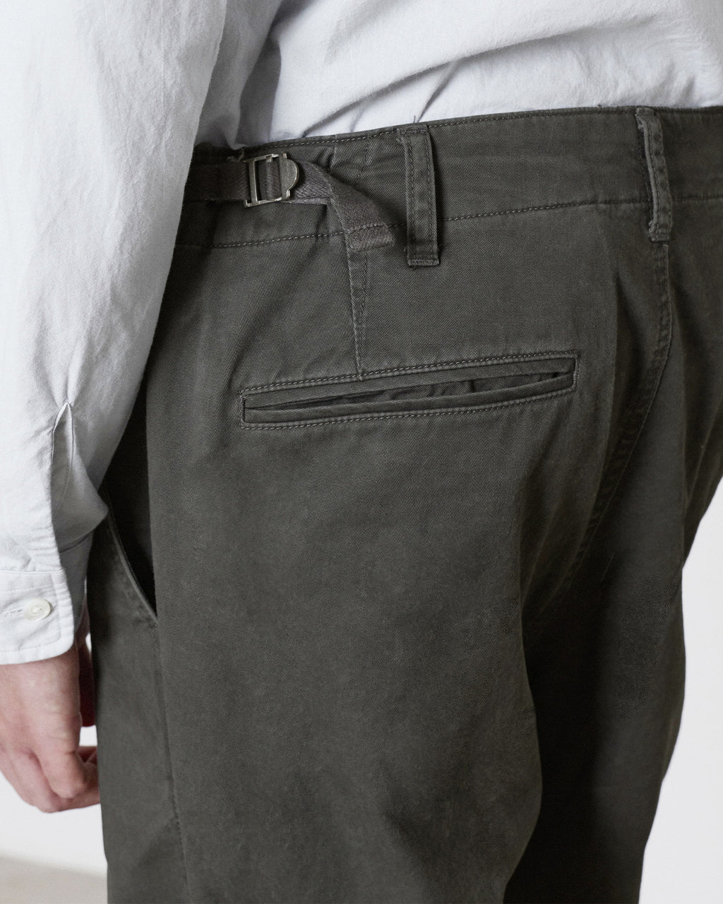 Brownyard - [Pre-Order – Ships September 4] Vintage Cotton Pants (Charcoal) product image 6 | TRAB K-Fashion Australia