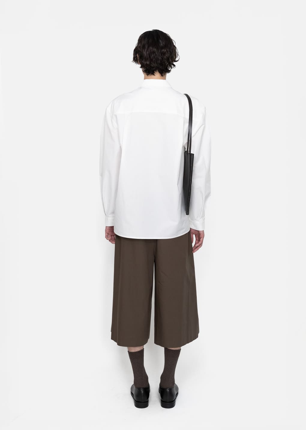 Amomento - Wide Bermuda Pants (Brown) product image 4 | TRAB K-Fashion Australia