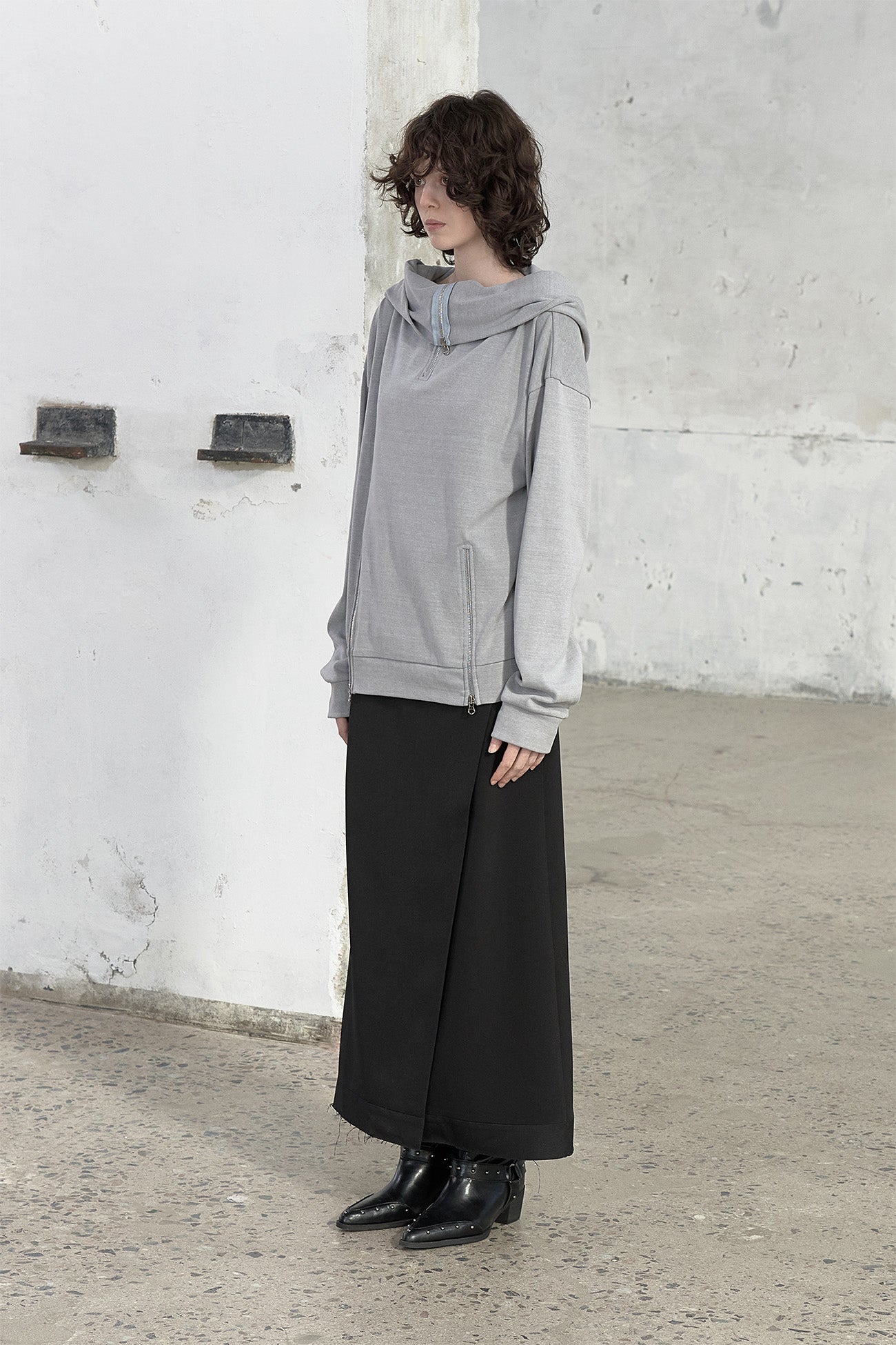 Deinet - Big Hooded Sweat Pullover (Grey) product image 2 | TRAB K-Fashion Australia
